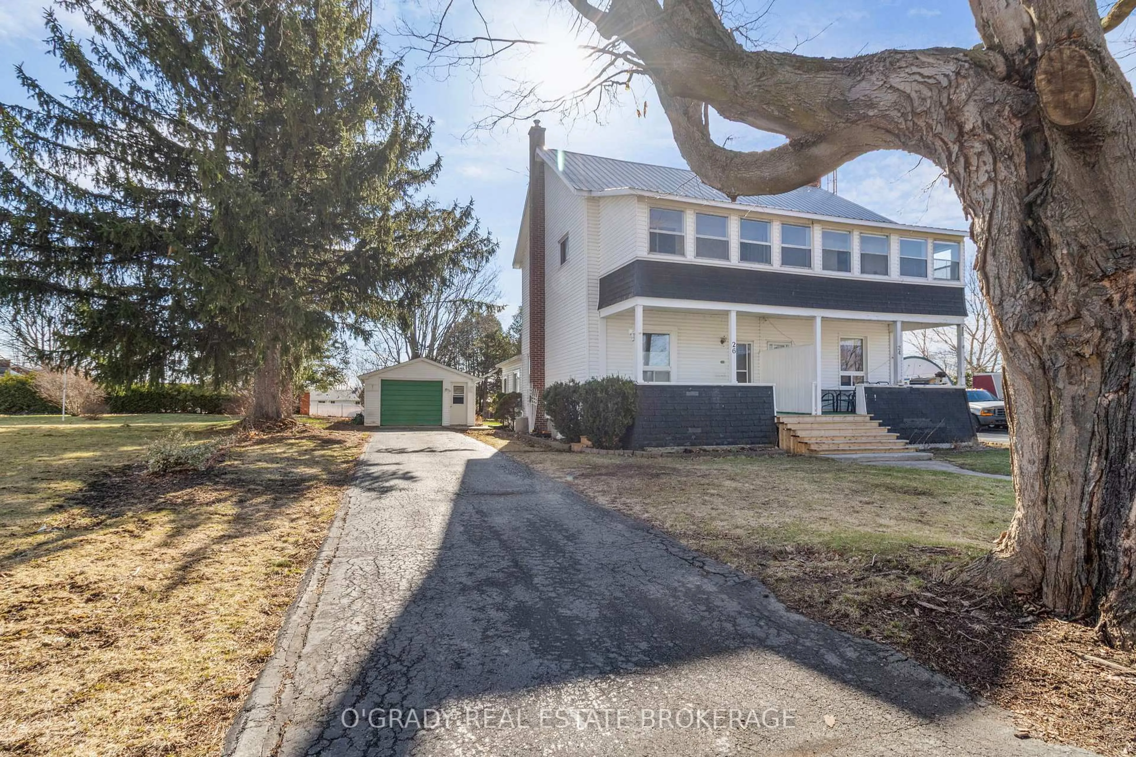 A pic from outside/outdoor area/front of a property/back of a property/a pic from drone, street for 26 Brouse Dr, South Dundas Ontario K0E 1K0