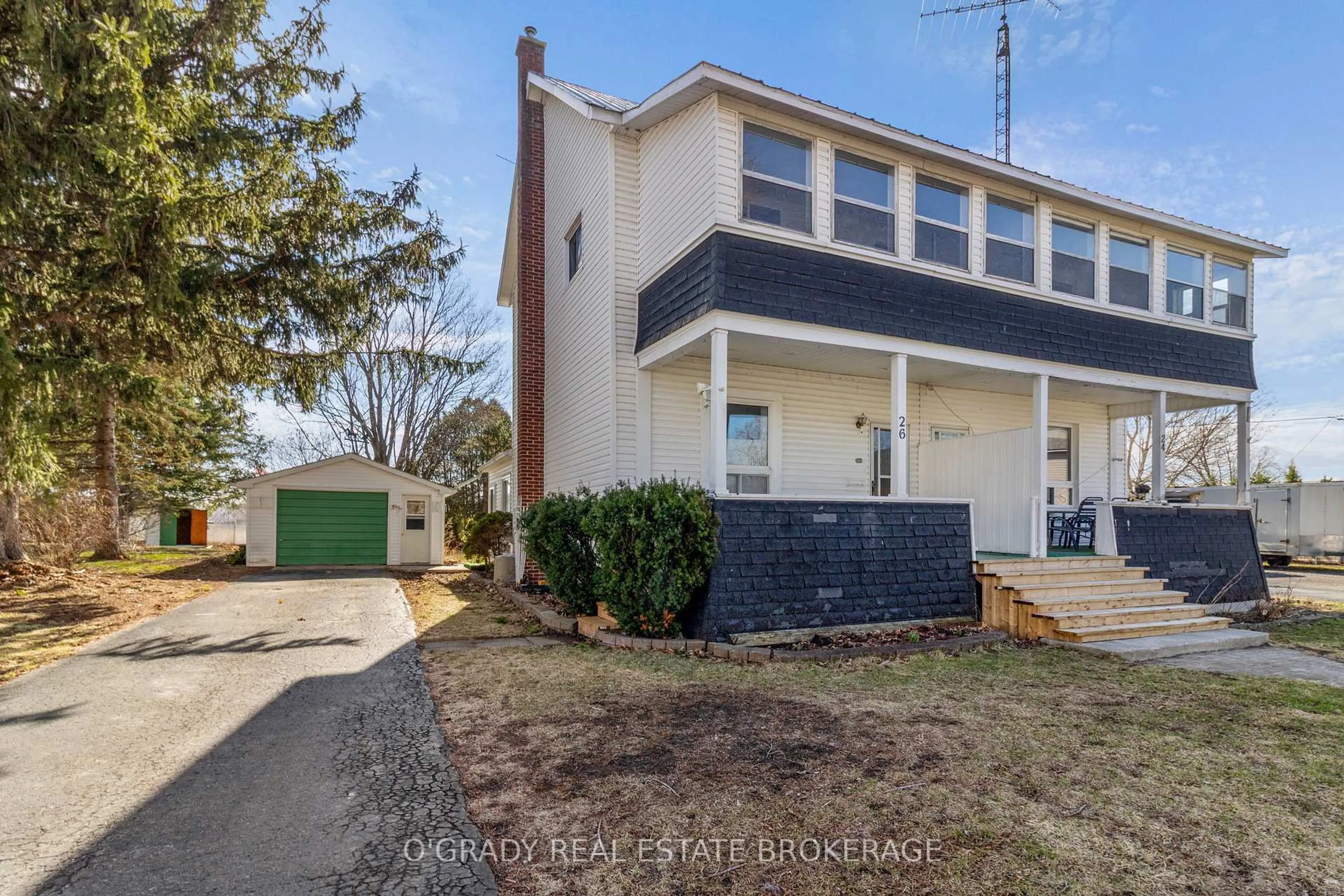A pic from outside/outdoor area/front of a property/back of a property/a pic from drone, street for 26 Brouse Dr, South Dundas Ontario K0E 1K0