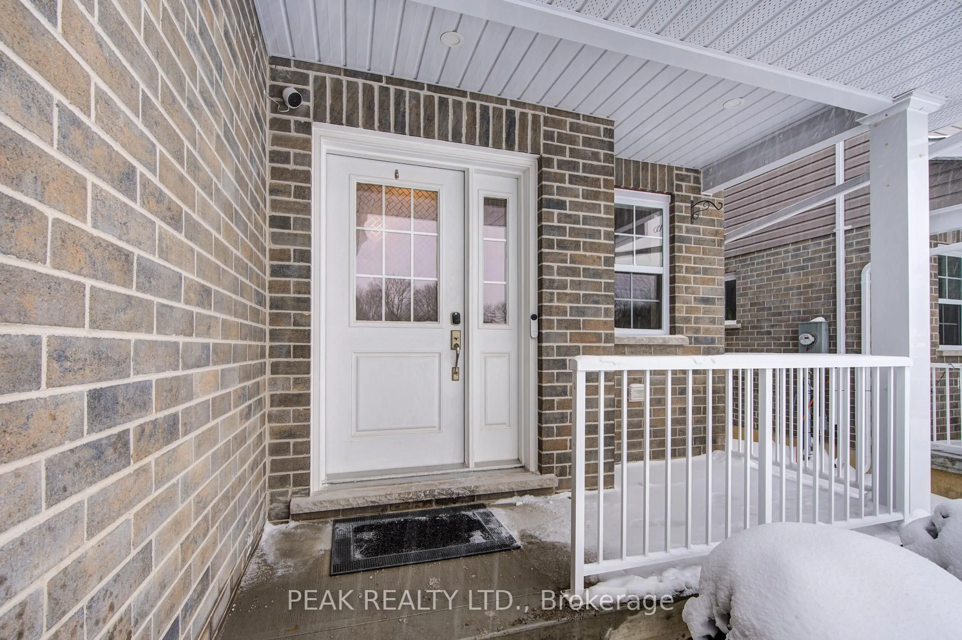 Indoor entryway for 28 Minler St #3, Ingersoll Ontario N5C 0C9
