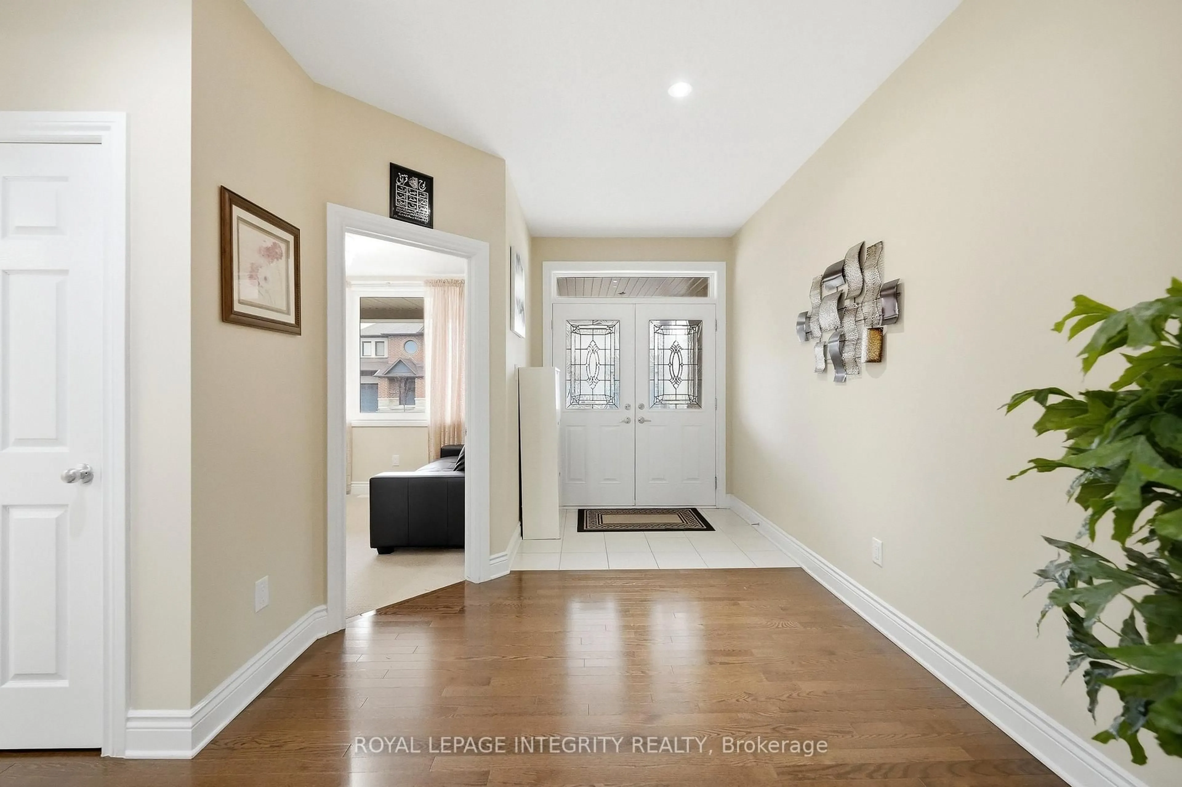 Unknown for 408 Nestleton St, Ottawa Ontario K4A 0W3