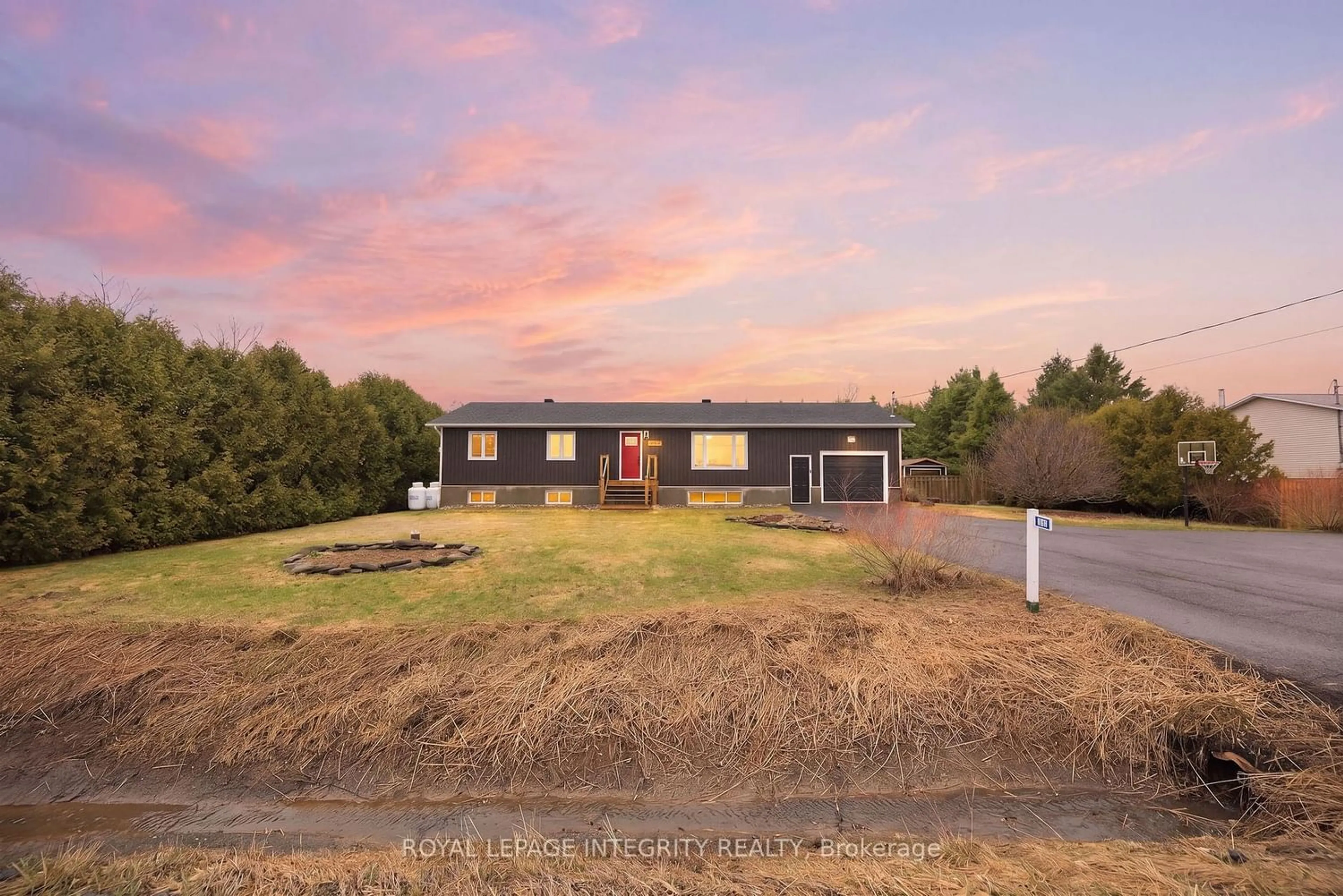 Unknown for 4000 Drouin Rd, Clarence-Rockland Ontario K0A 2A0