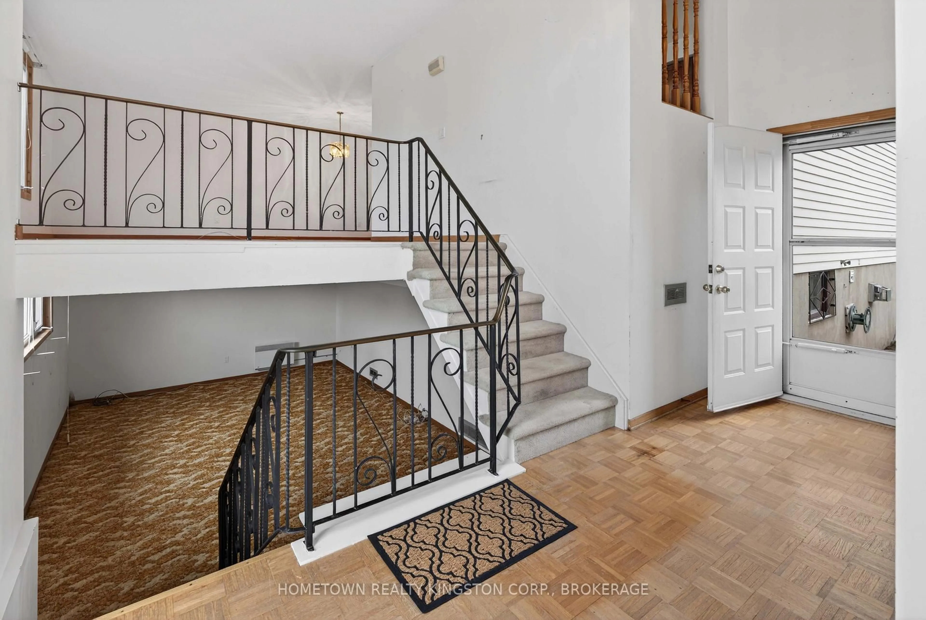 Unknown for 790 Old Colony Rd, Kingston Ontario K7P 1E7