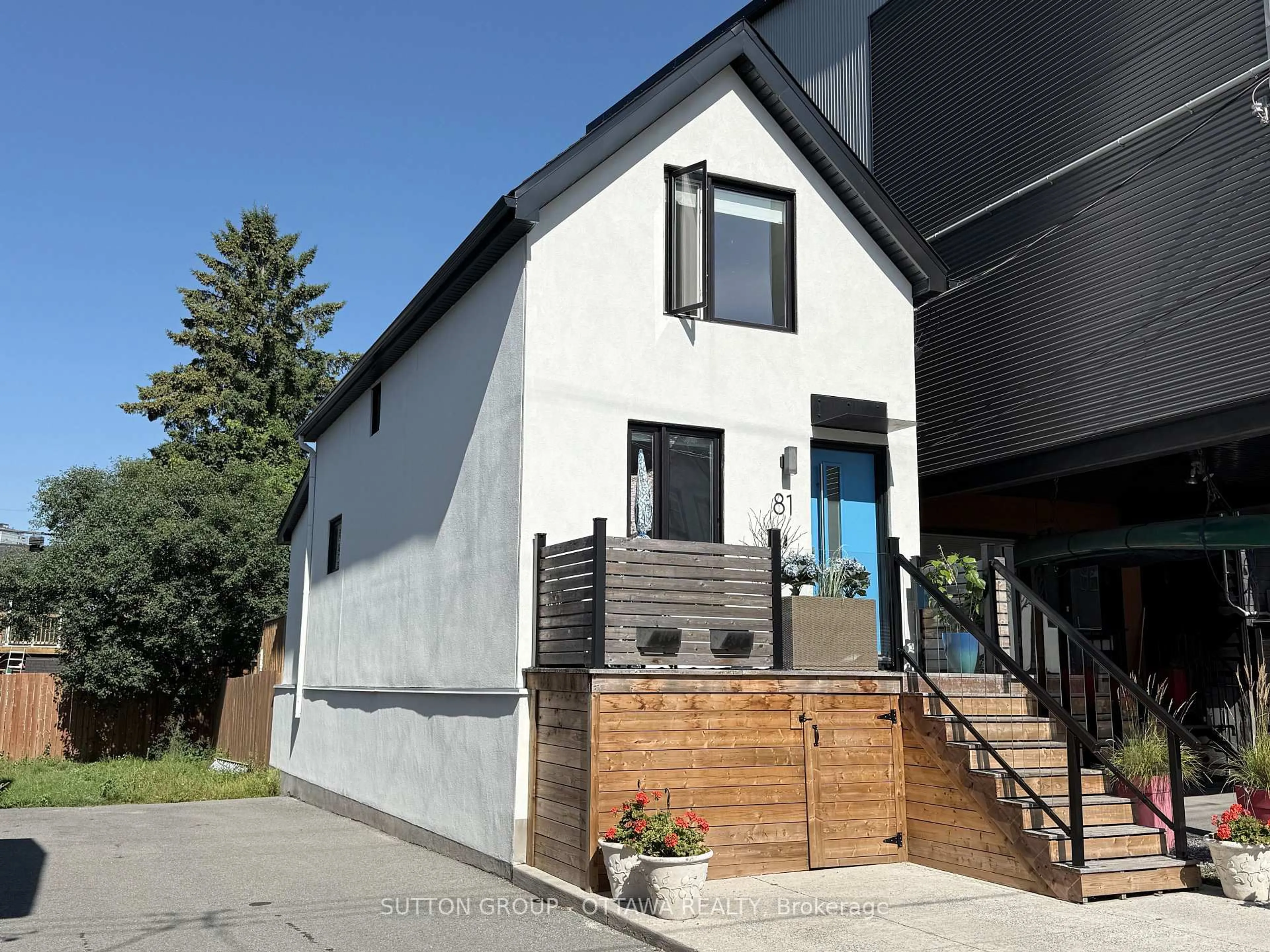 Unknown for 81 Armstrong St, Ottawa Ontario K1Y 2V6