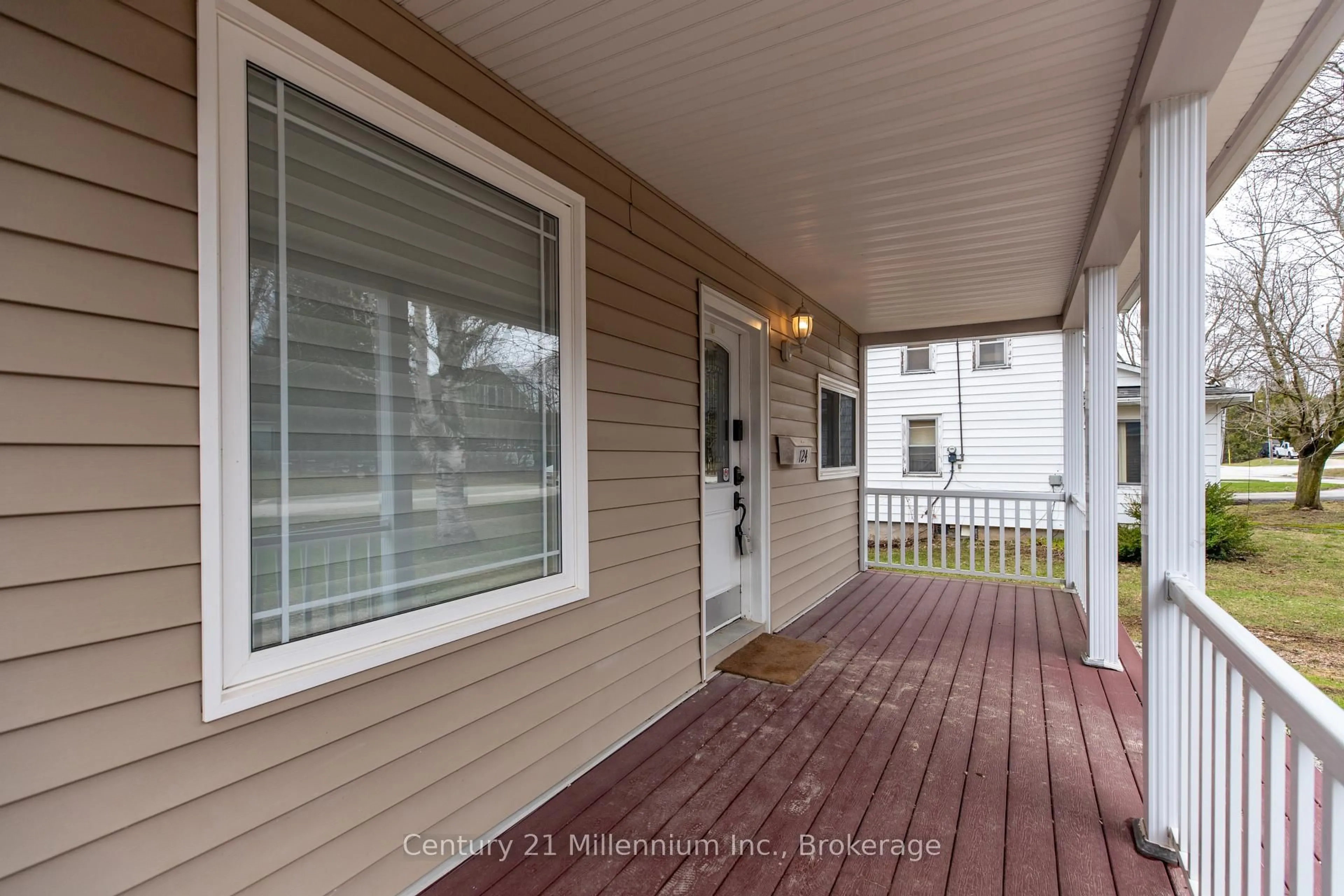 Home with vinyl exterior material, street for 124 Lorne St, Grey Highlands Ontario N0C 1H0