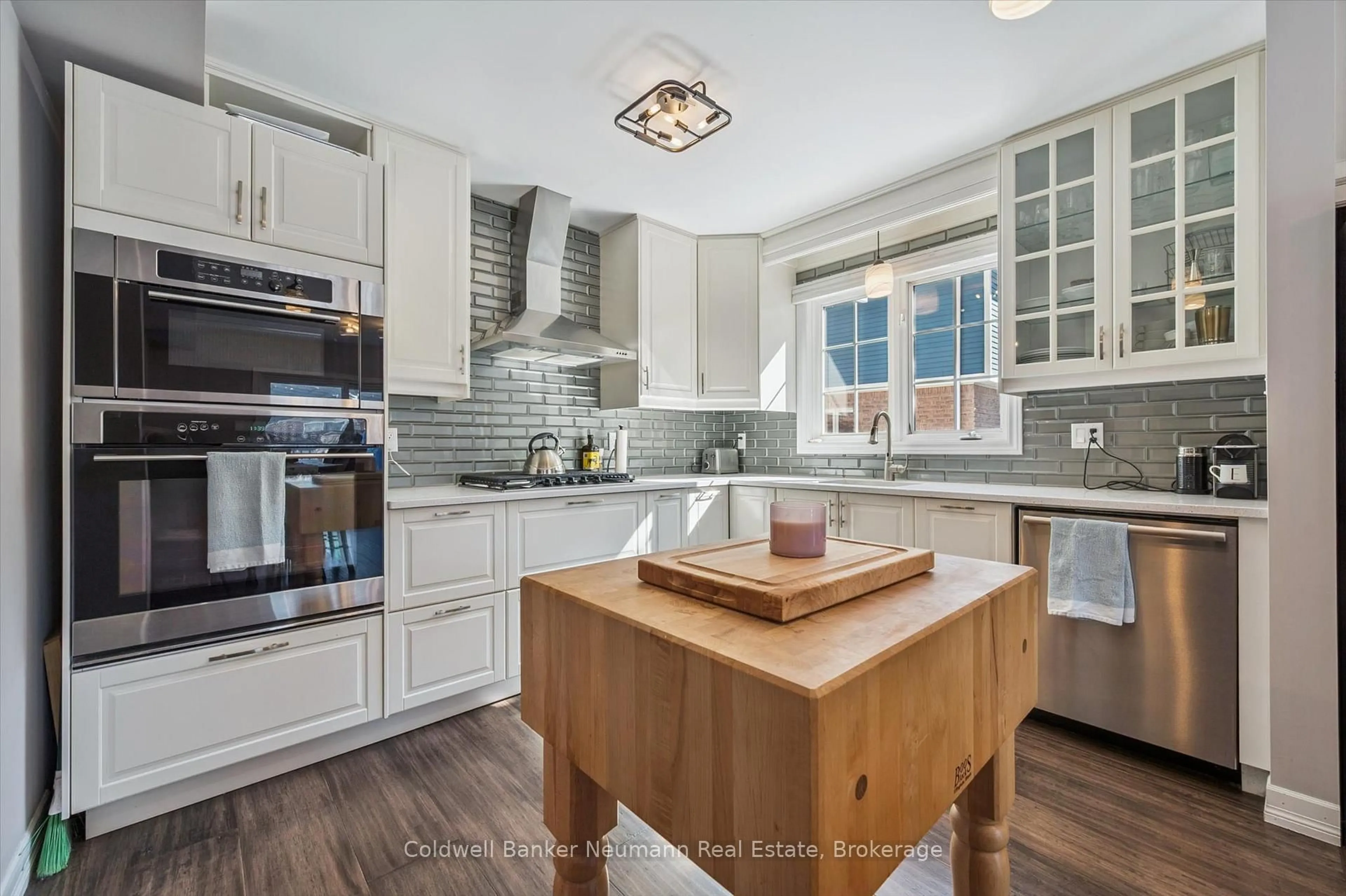 Open concept kitchen, unknown for 941 Gordon St #47, Guelph Ontario N1G 4R9