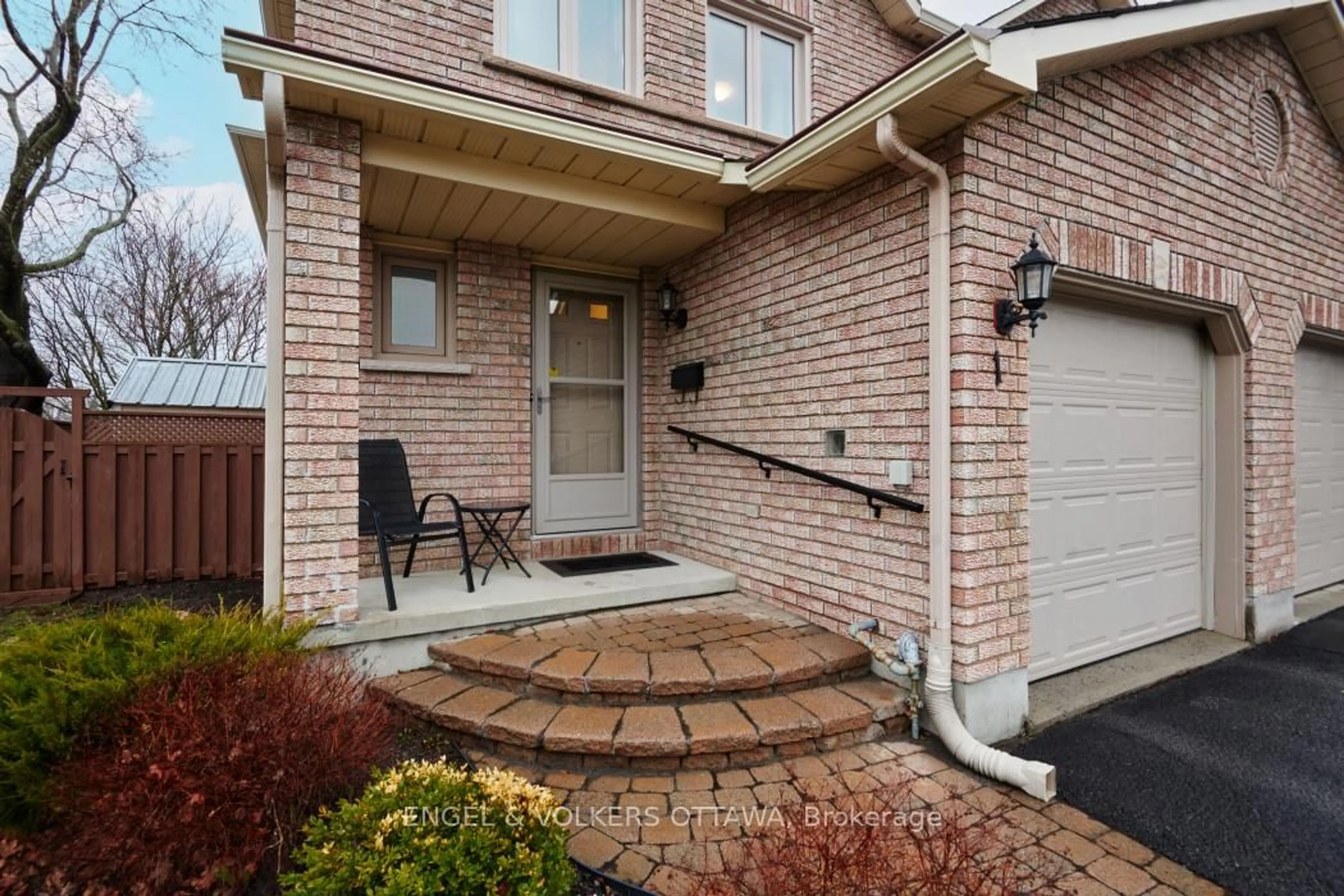 Home with brick exterior material, street for 1 Maurya Crt, Ottawa Ontario K1G 5S2