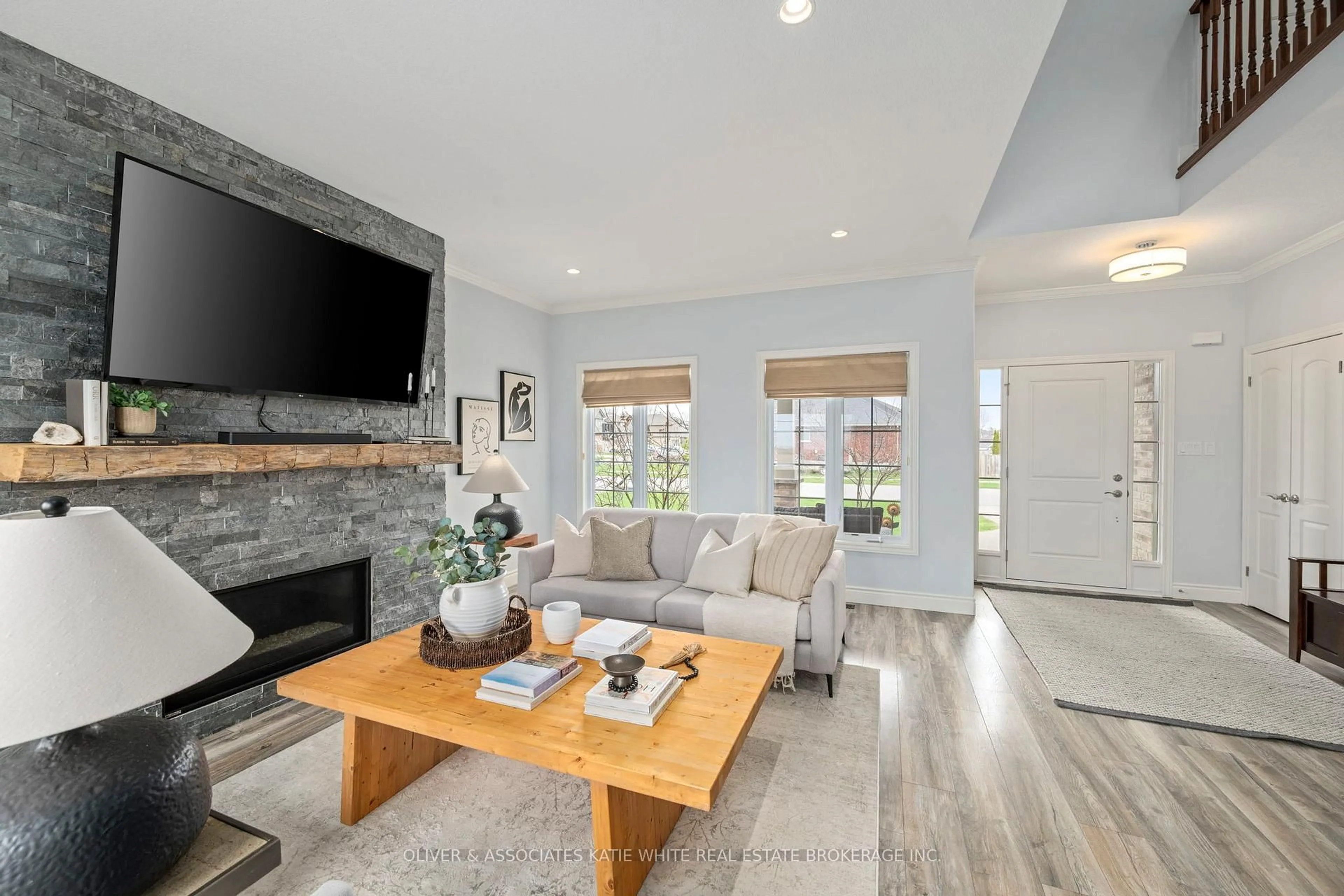 Living room with furniture, unknown for 187 Watson St, Lucan Biddulph Ontario N0M 2J0