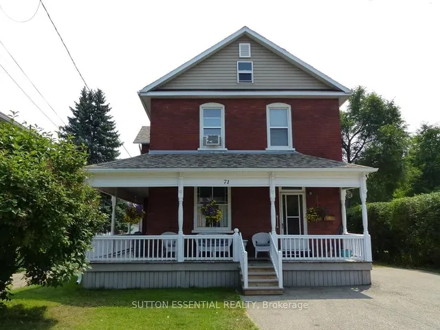 71 Russell St, Smiths Falls 2
