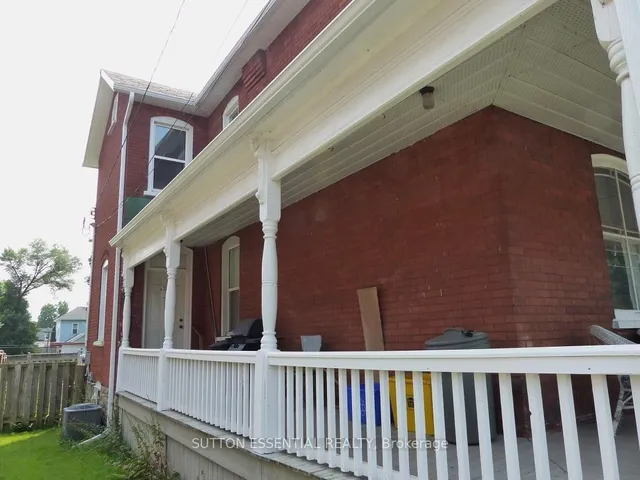 71 Russell St, Smiths Falls 3