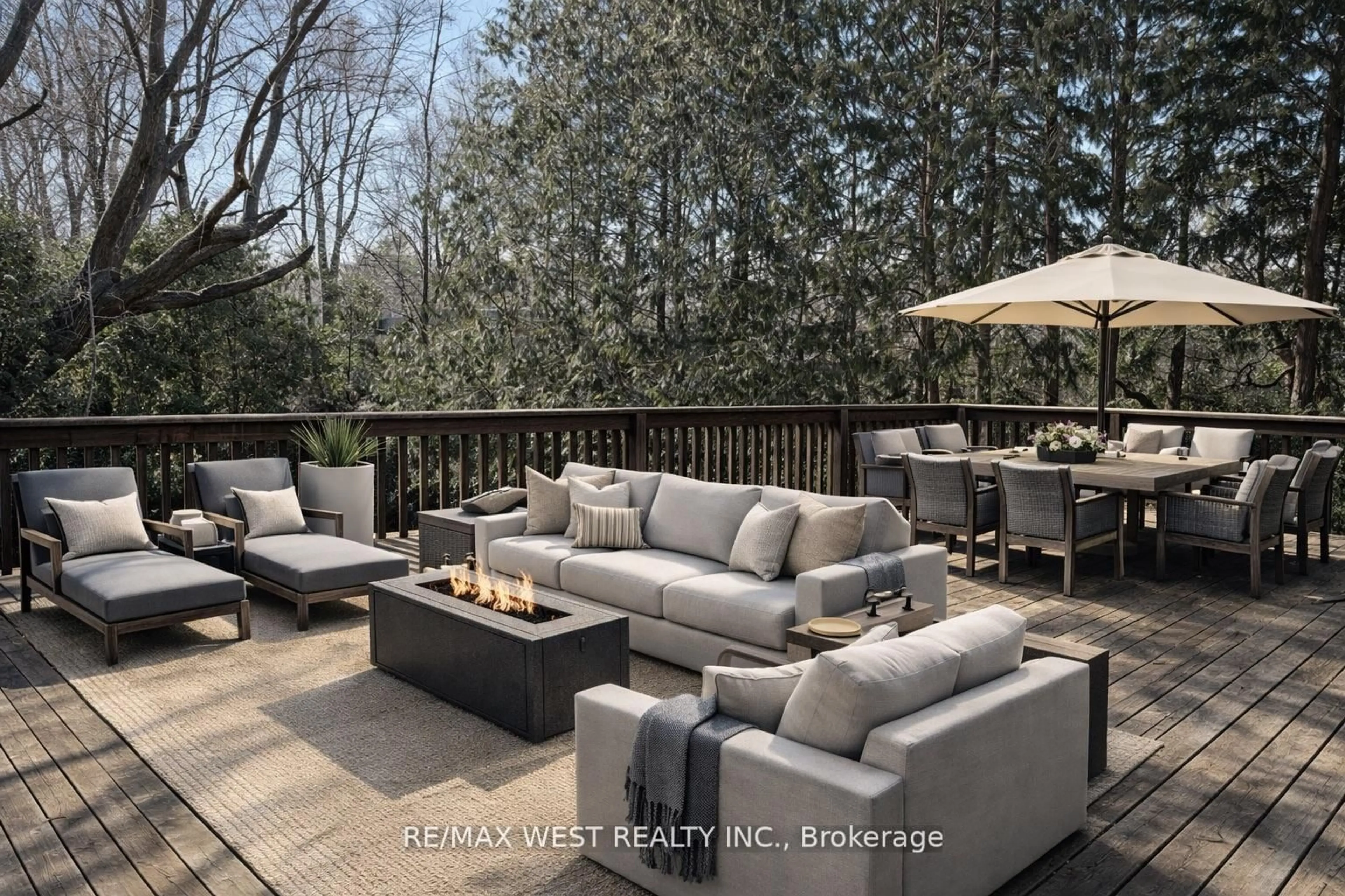 Patio, unknown for 26 Hostein Dr, Hamilton Ontario L9G 2S5