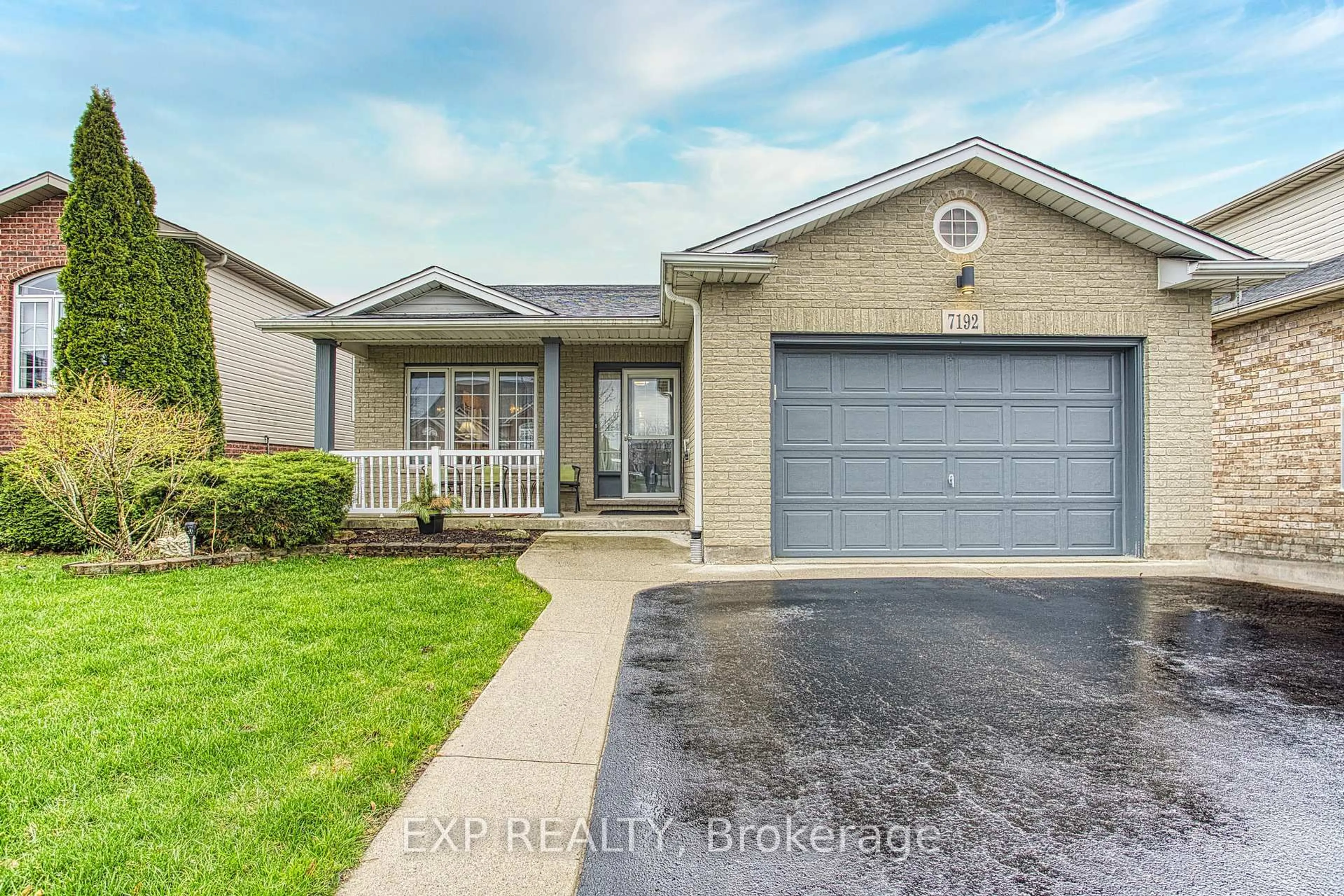 Home with brick exterior material, street for 7192 Kelly Dr, Niagara Falls Ontario L2H 3K1