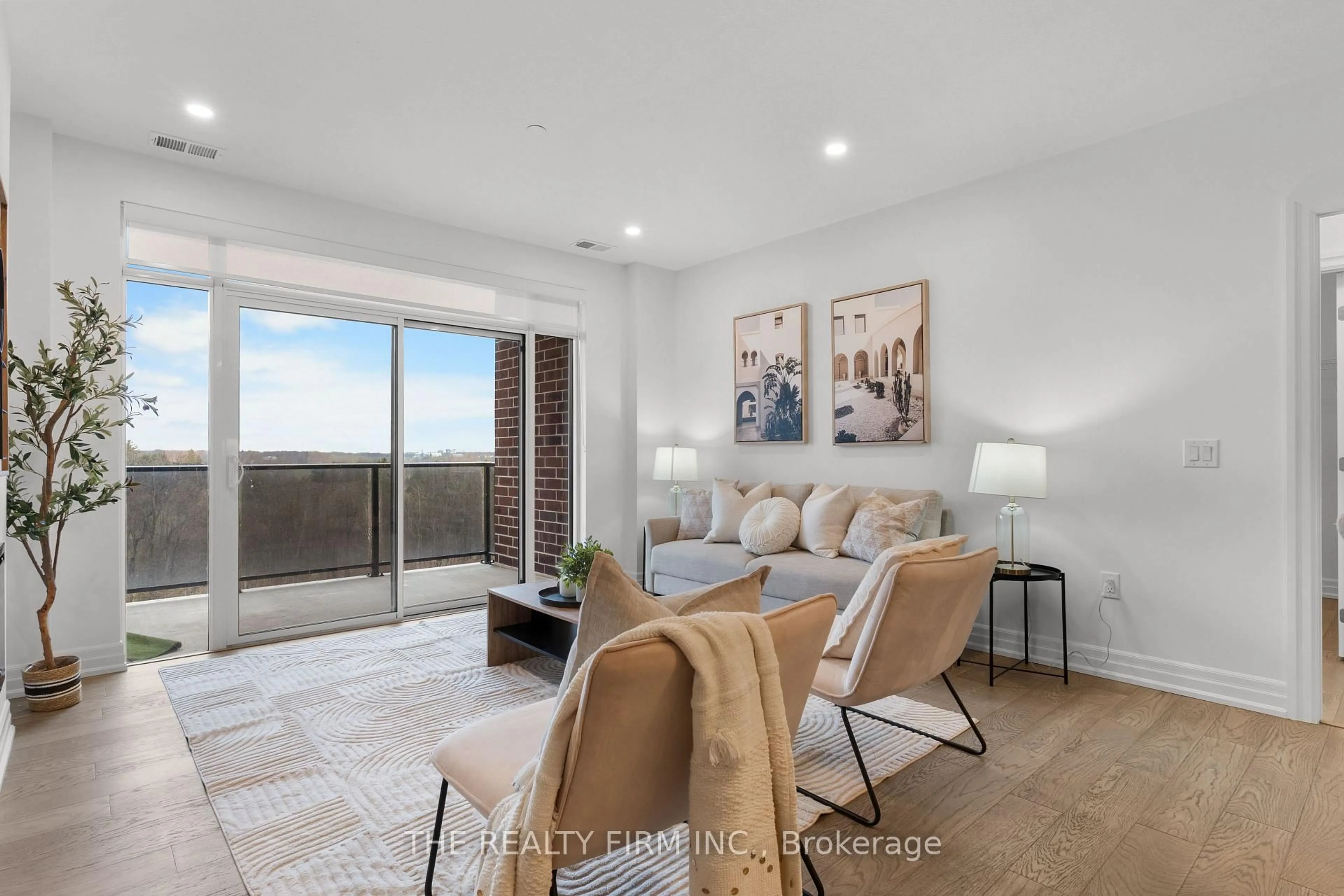 Living room with furniture, unknown for 480 Callaway Rd #611, London North Ontario N6G 0Z3
