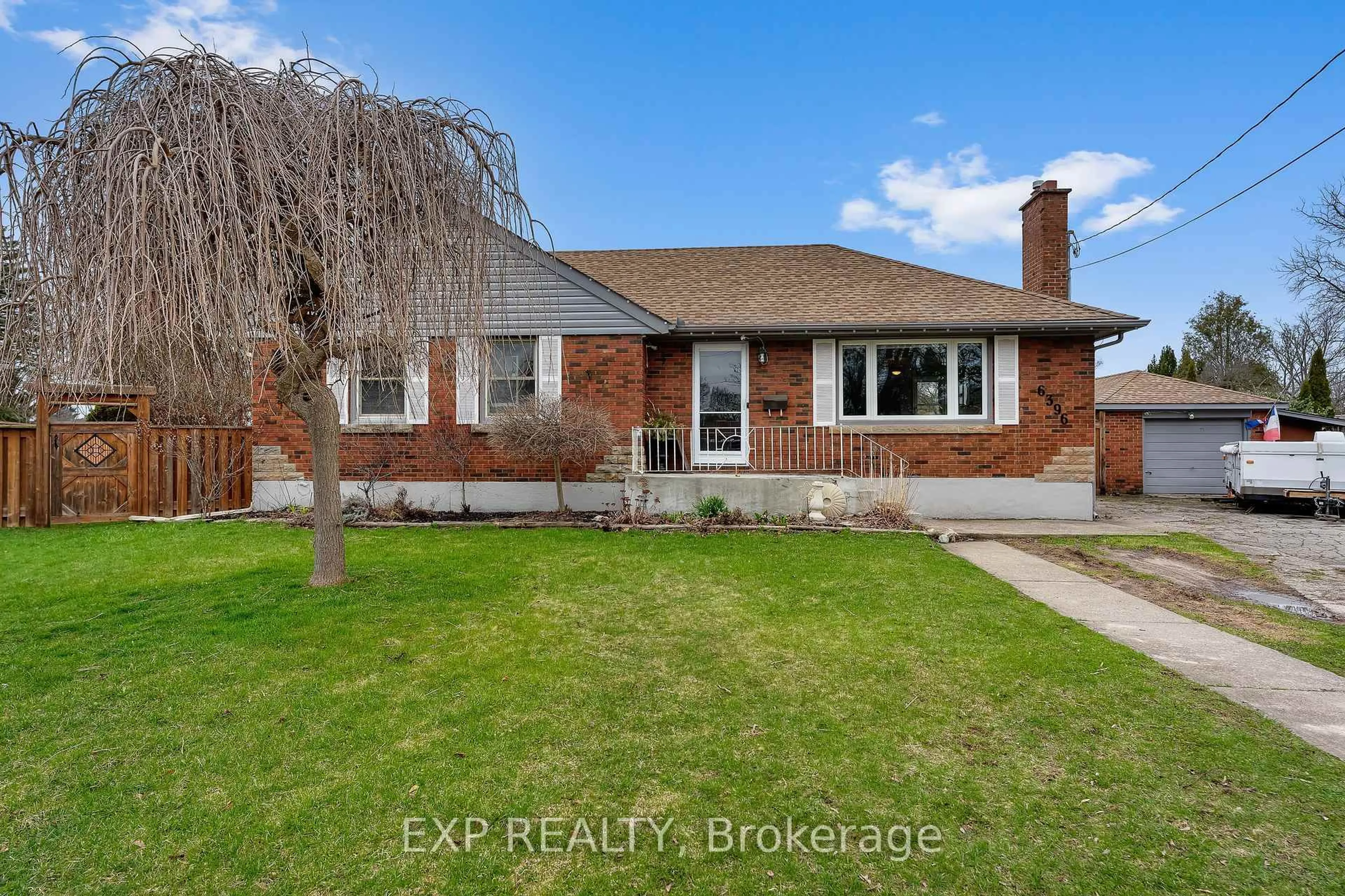 Home with brick exterior material, street for 6396 Laura Cres, Niagara Falls Ontario L2G 5E4