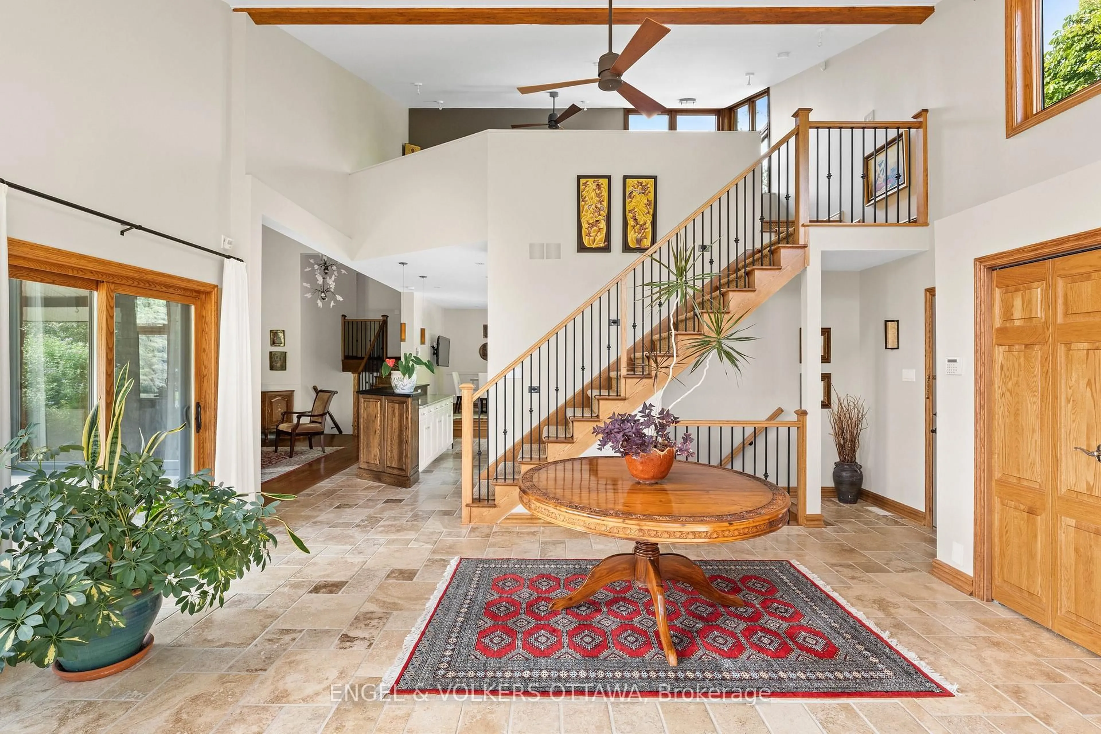 Indoor foyer for 37 Revol Rd, Ottawa Ontario K2G 0B8