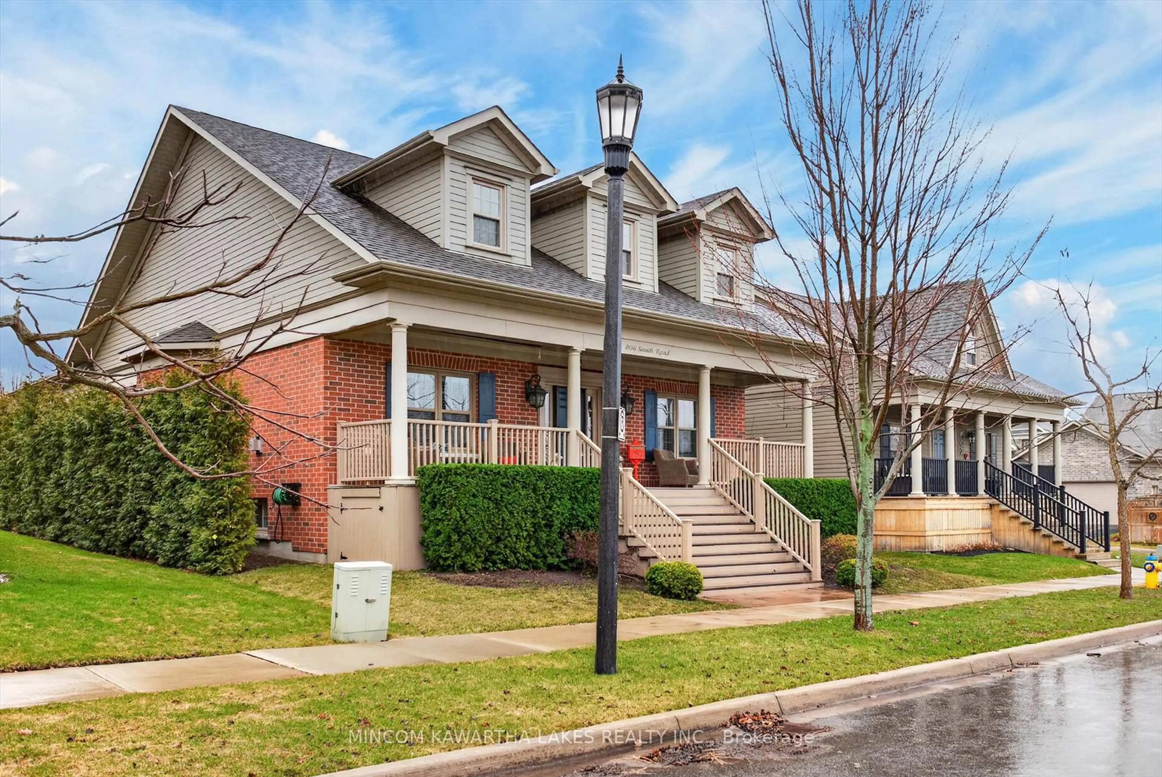 Home with brick exterior material, street for 806 Smith Rd, Cobourg Ontario K9A 0B7