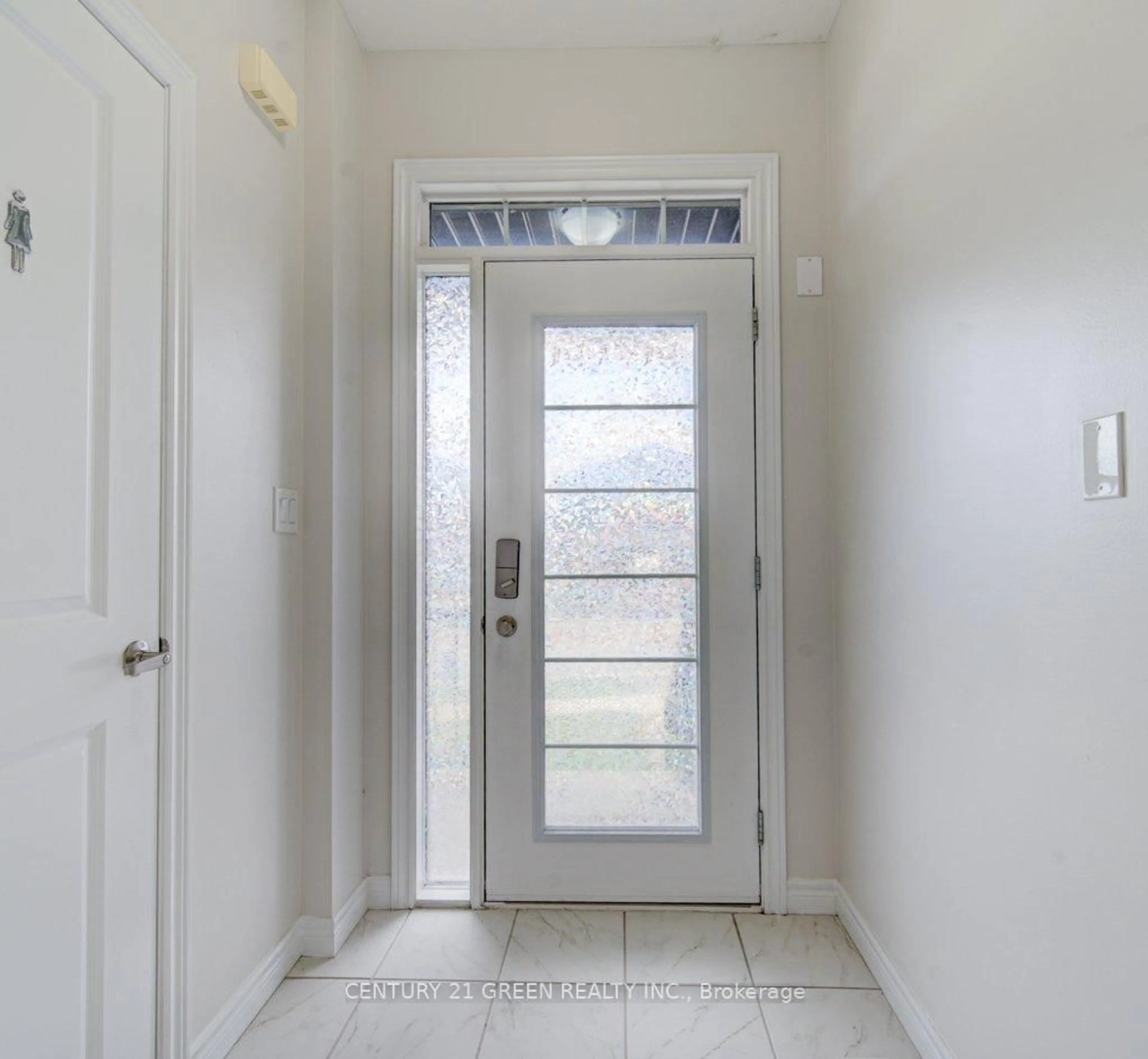 Indoor entryway for 30 Baker Lane, Brant Ontario N3L 0J7