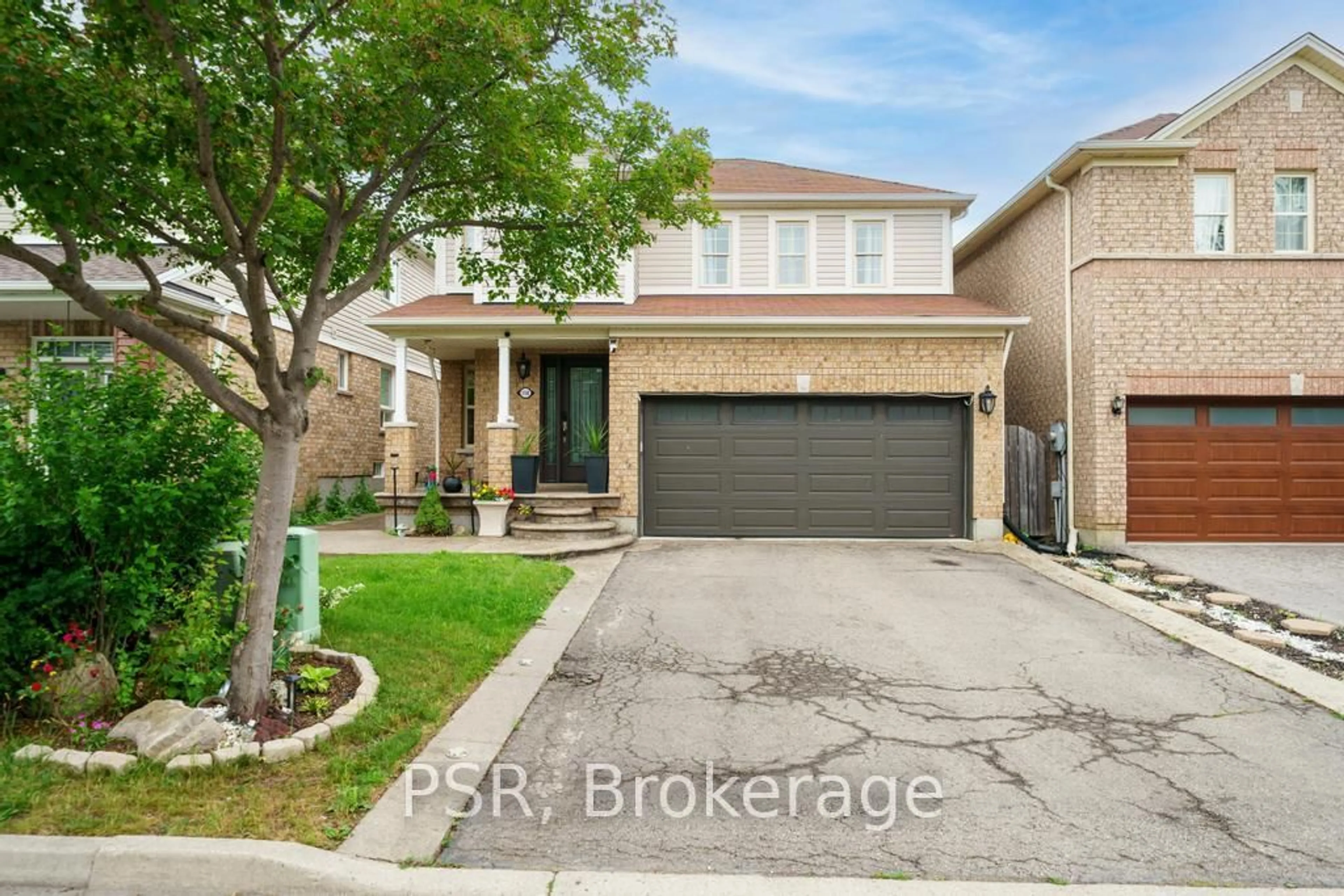 Home with brick exterior material, street for 150 Voyager Pass, Hamilton Ontario L0R 1C0