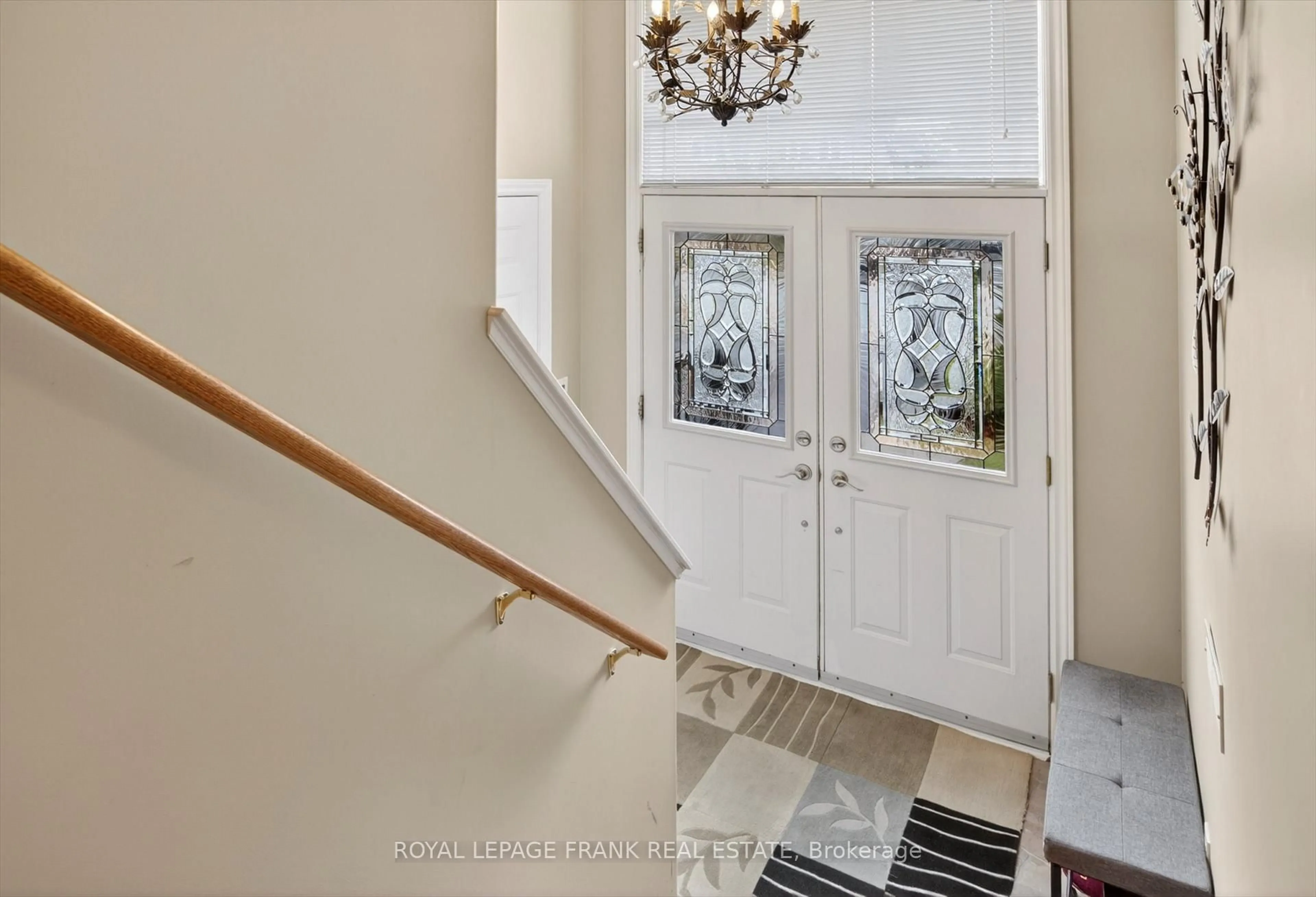 Indoor entryway for 743 Fortye Dr, Peterborough Ontario K9K 2G4
