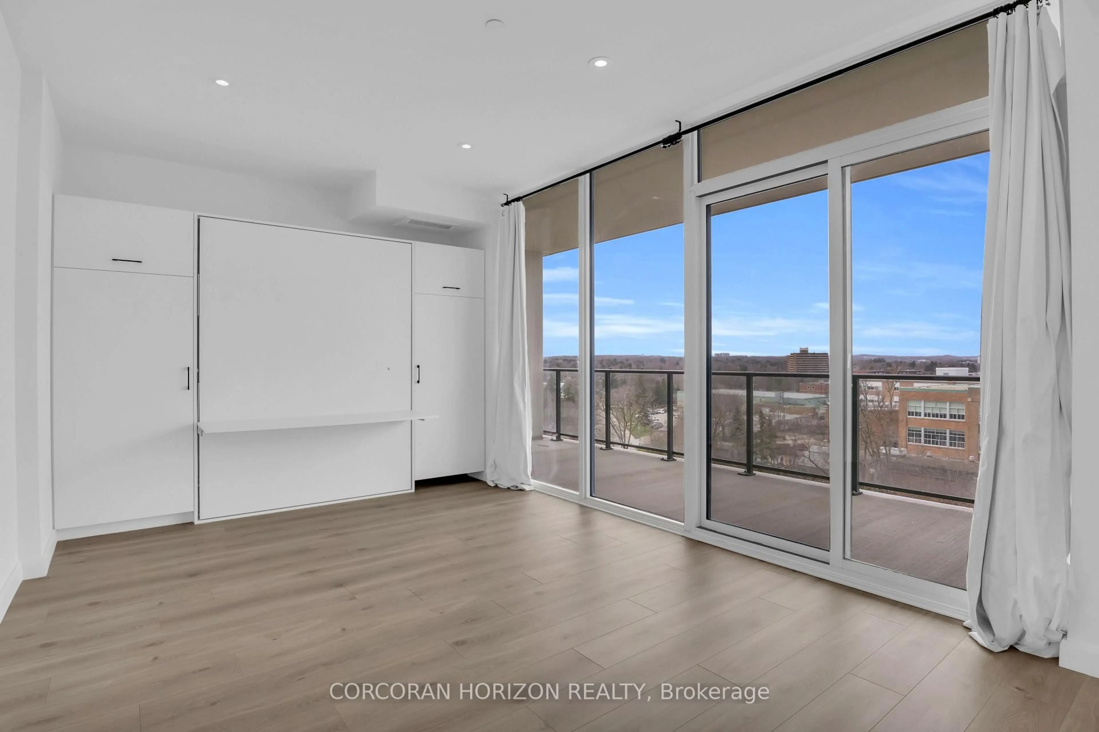 A pic of a room for 741 King St #709, Kitchener Ontario N2G 1E5