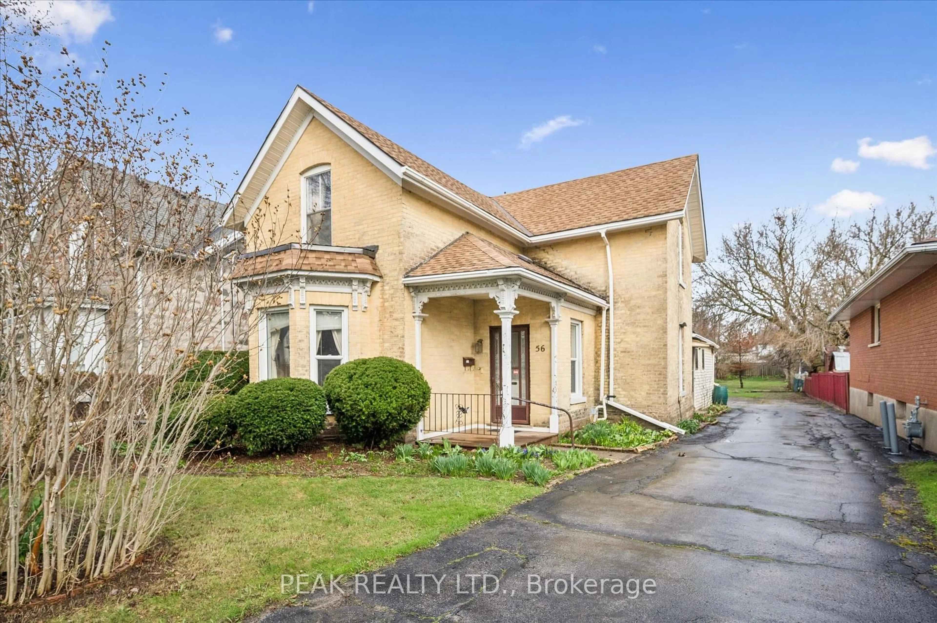 A pic from outside/outdoor area/front of a property/back of a property/a pic from drone, street for 56 Mcnaughton St, Cambridge Ontario N1R 1Z3