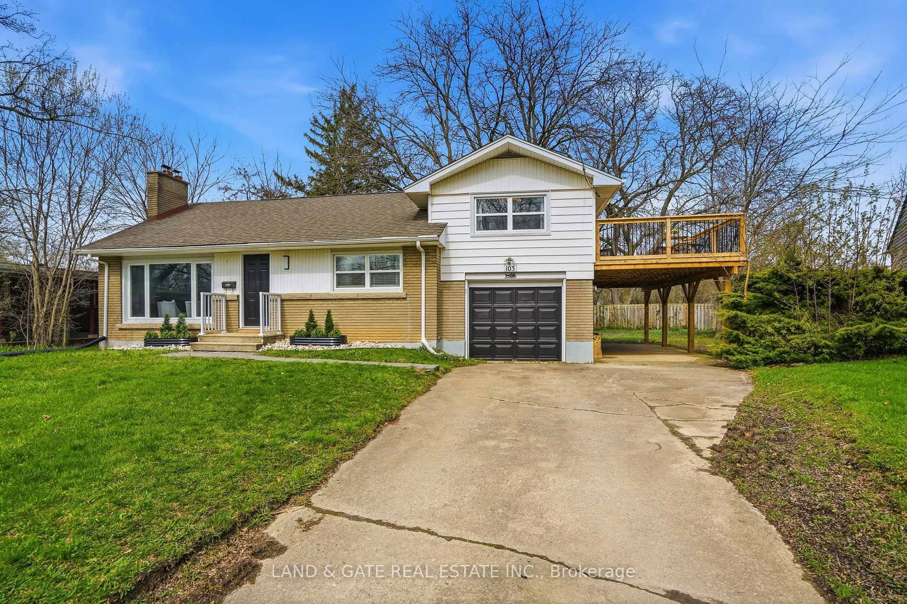 Unknown for 103 Village Rd, St. Catharines Ontario L2T 3C3