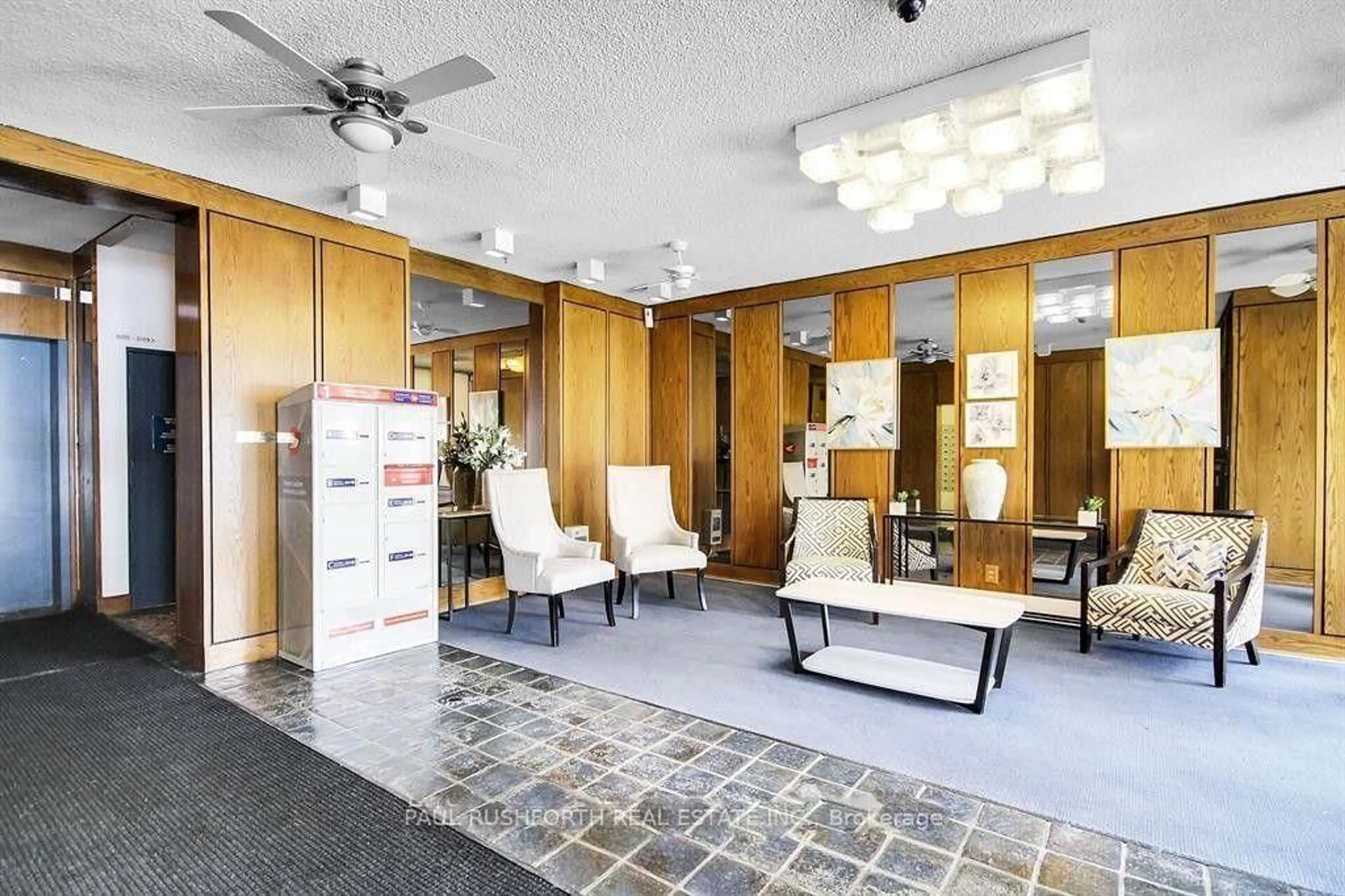 Lobby for 1285 Cahill Dr #1001, Ottawa Ontario K1V 9A7