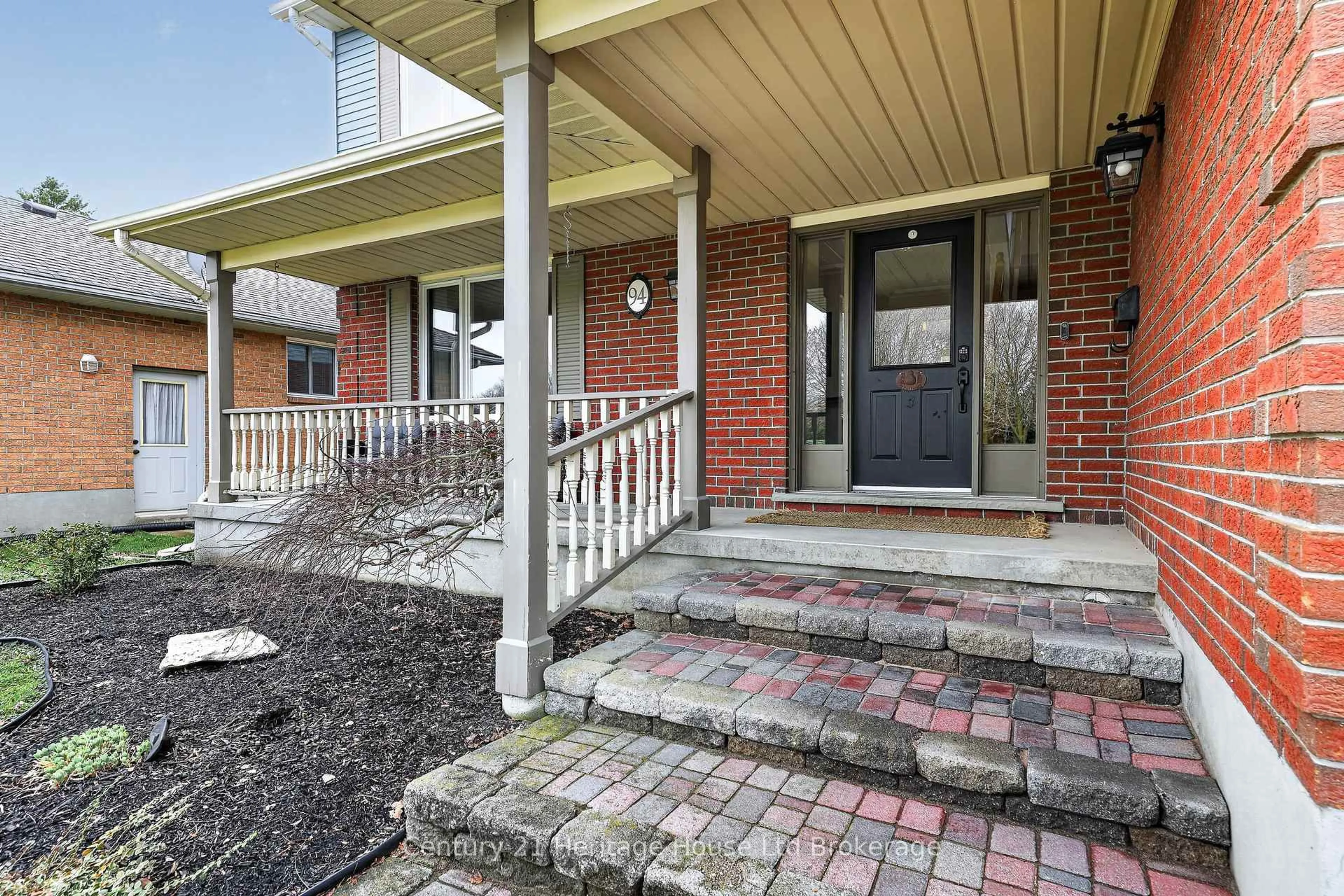 Home with brick exterior material, street for 94 Mason Dr, Ingersoll Ontario N5C 4A2