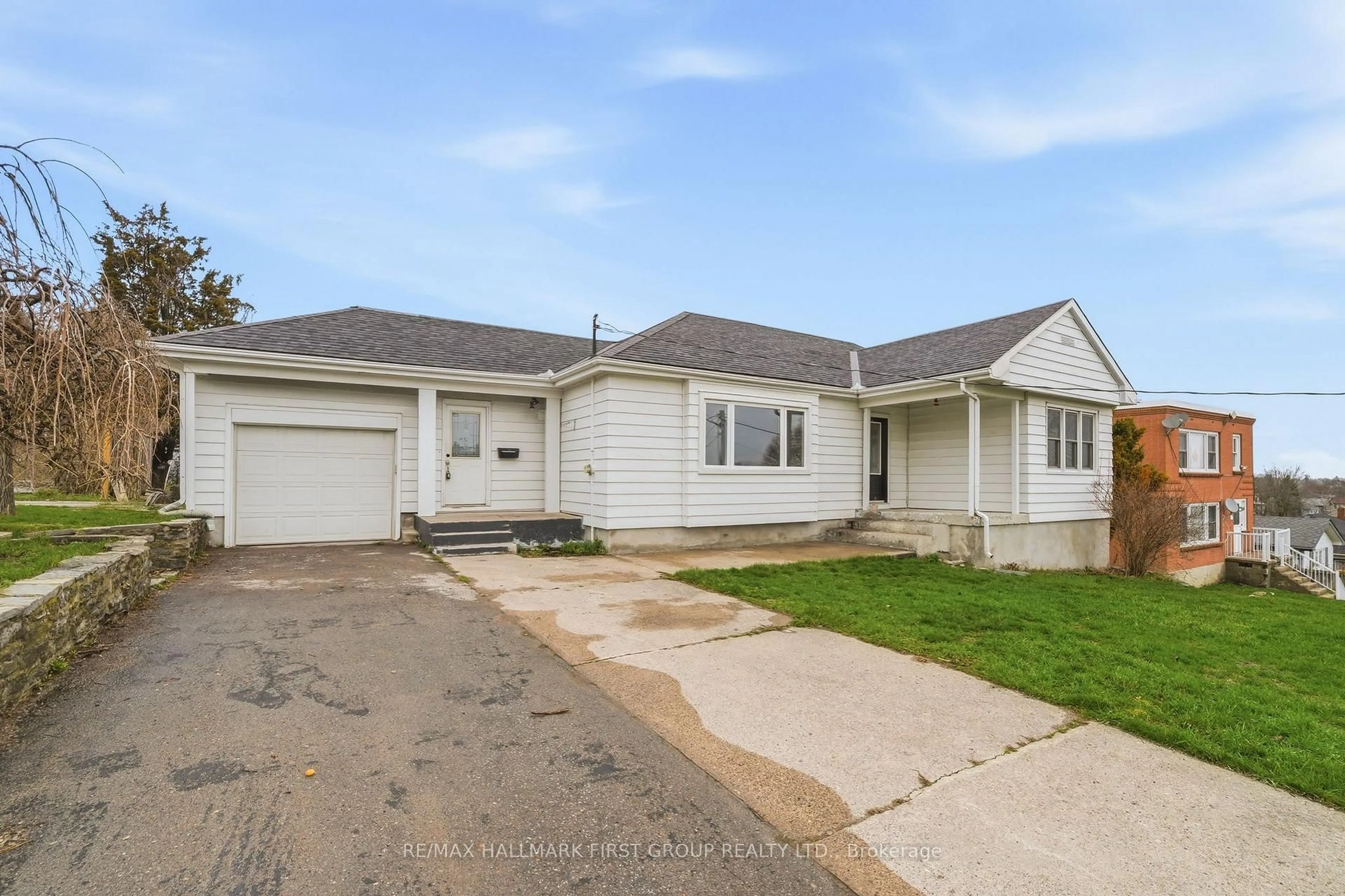 Home with vinyl exterior material, street for 16 Sutcliffe Blvd, Quinte West Ontario K8V 3M5