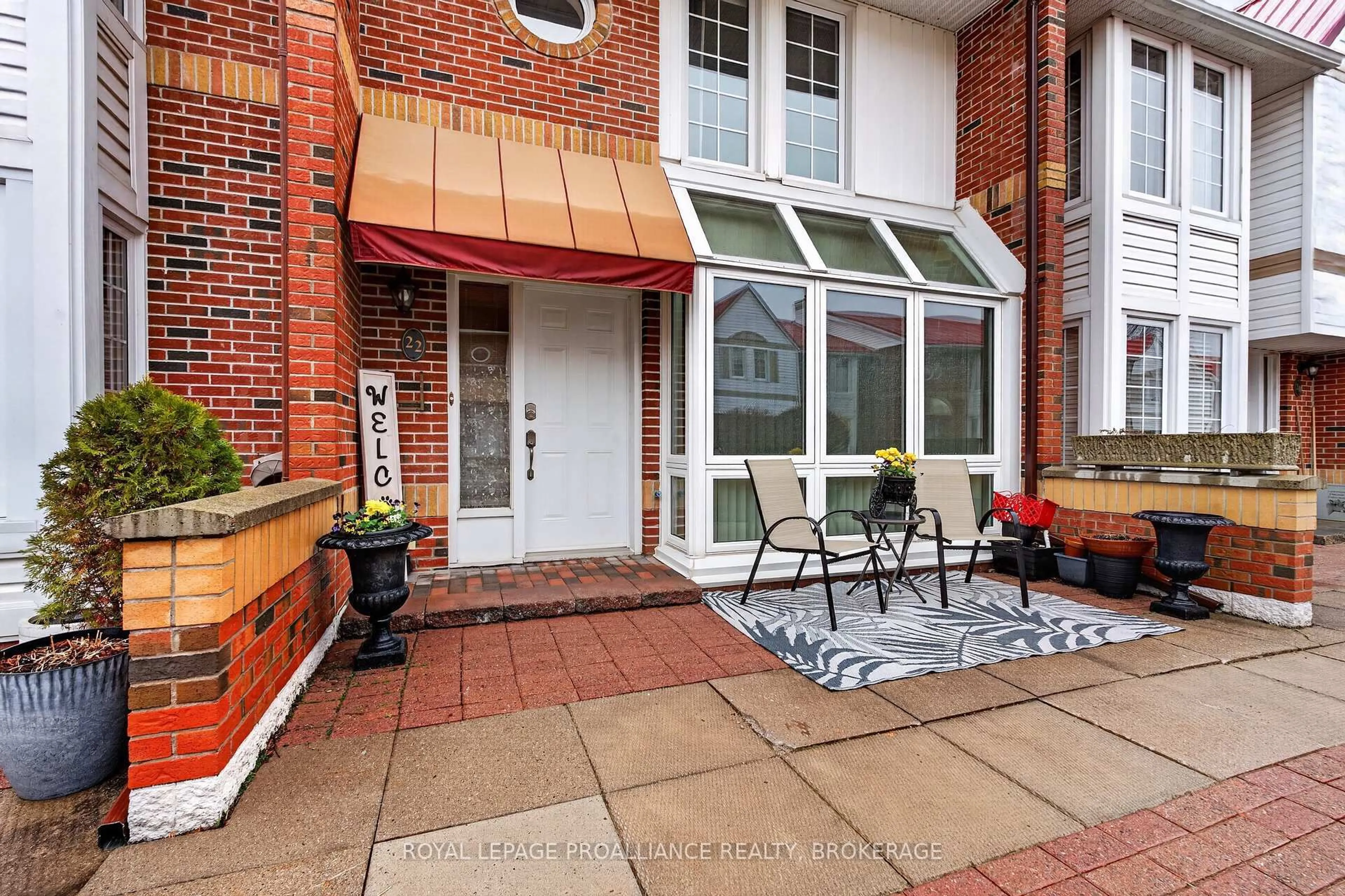 Unknown for 1 Place D'armes #22, Kingston Ontario K7K 6R9