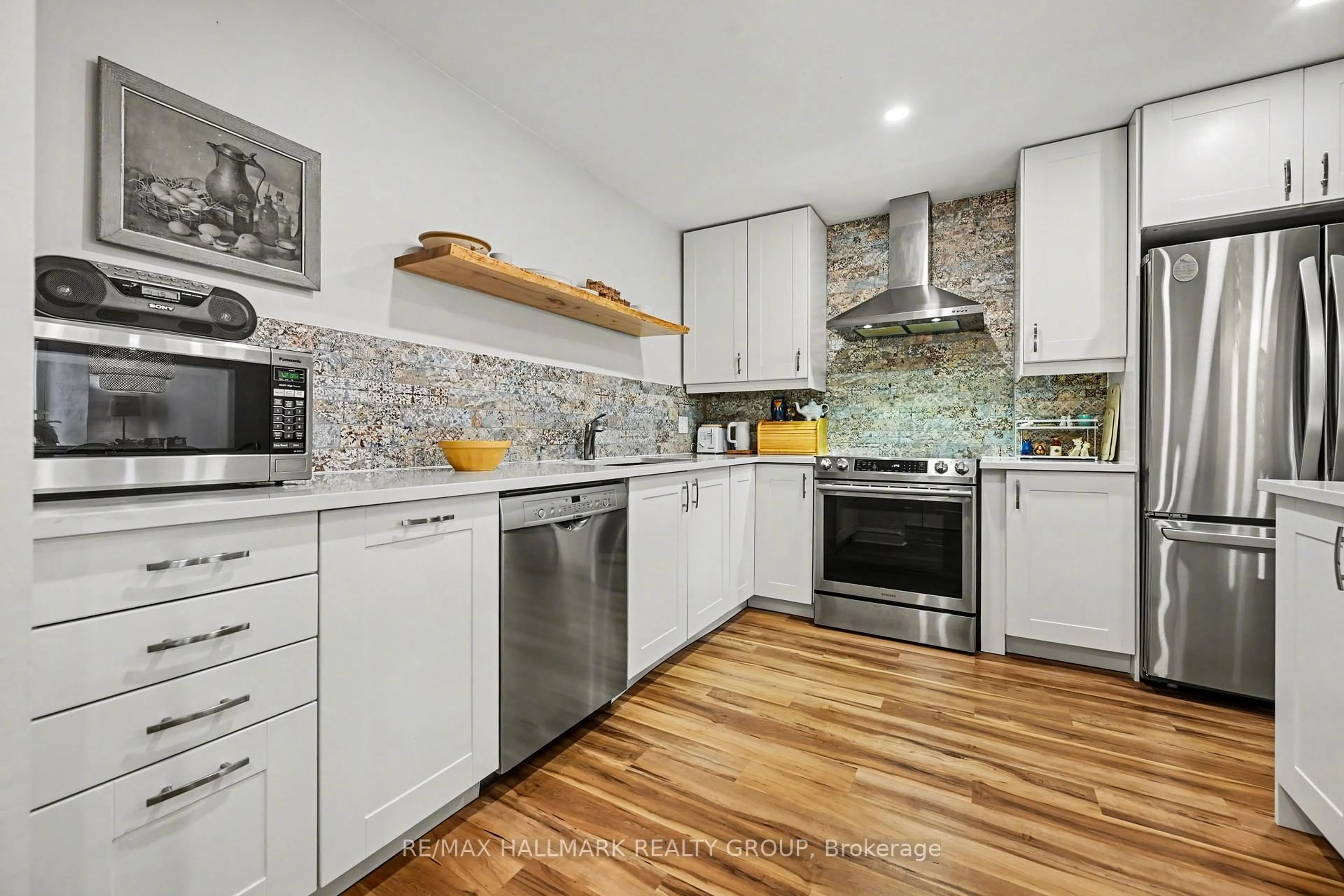 Contemporary kitchen, unknown for 1 Rosamond St #206, Almonte Ontario K0A 1A0