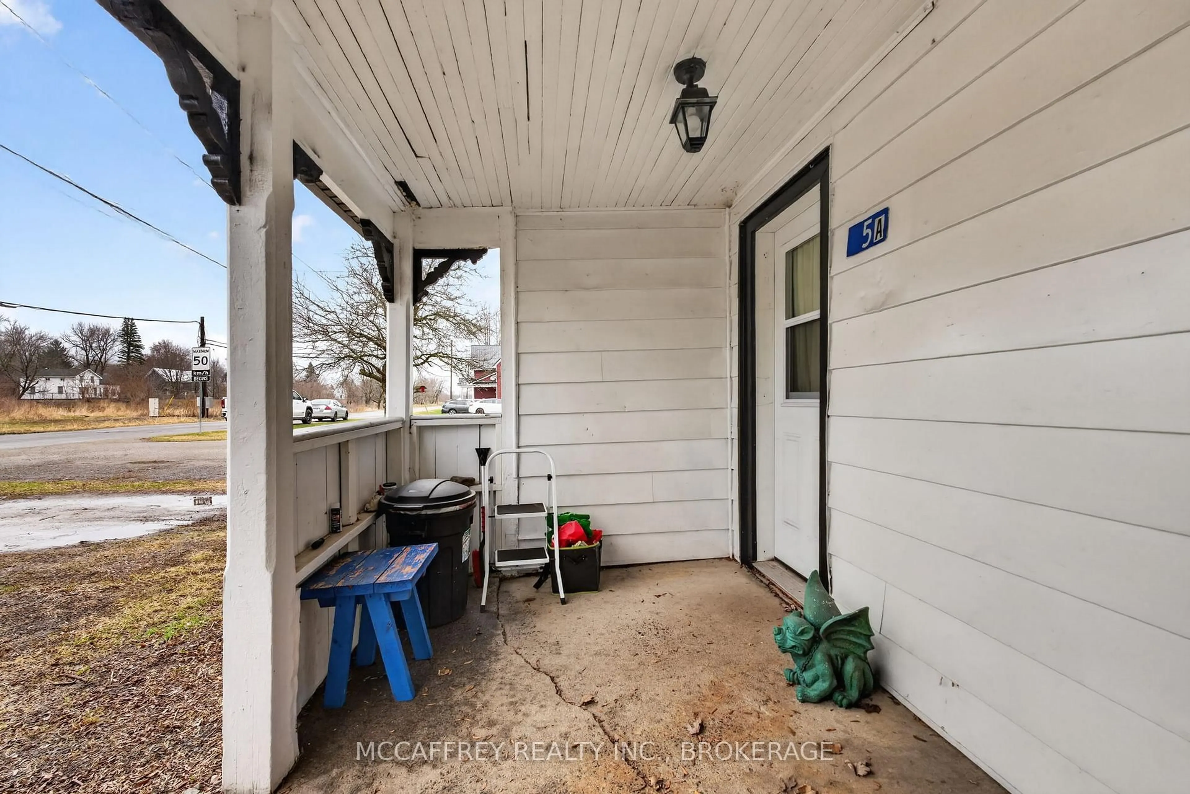 Indoor entryway for 5 Railway St, Lansdowne Village Ontario K0E 1L0