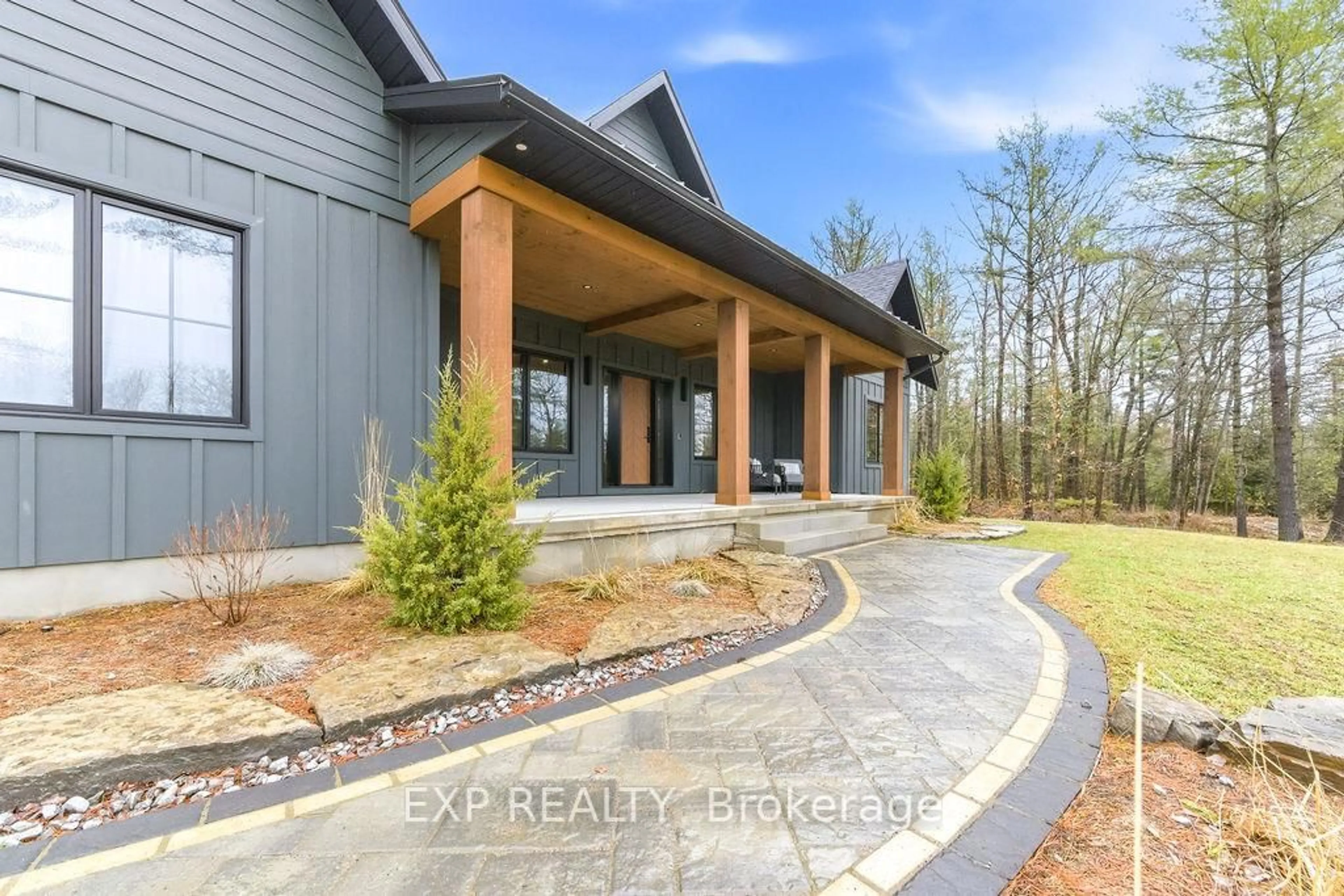 Indoor entryway for 338A Norton Rd, Calabogie Ontario K0J 1H0