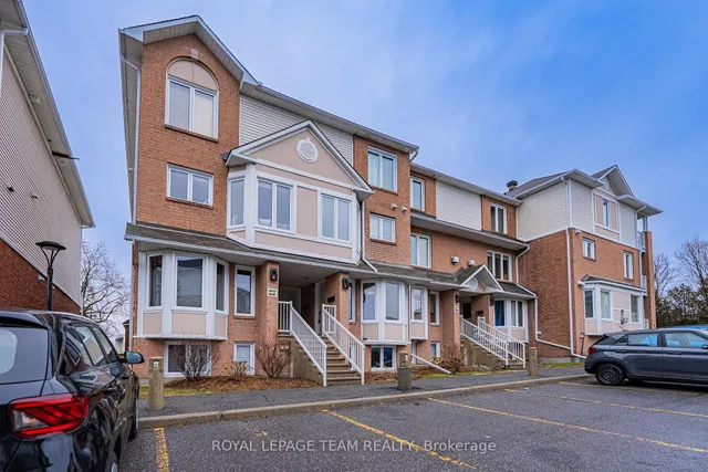 1615 Locksley Lane, Ottawa 2