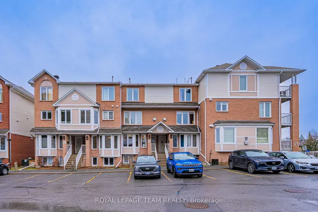 1615 Locksley Lane, Ottawa 4