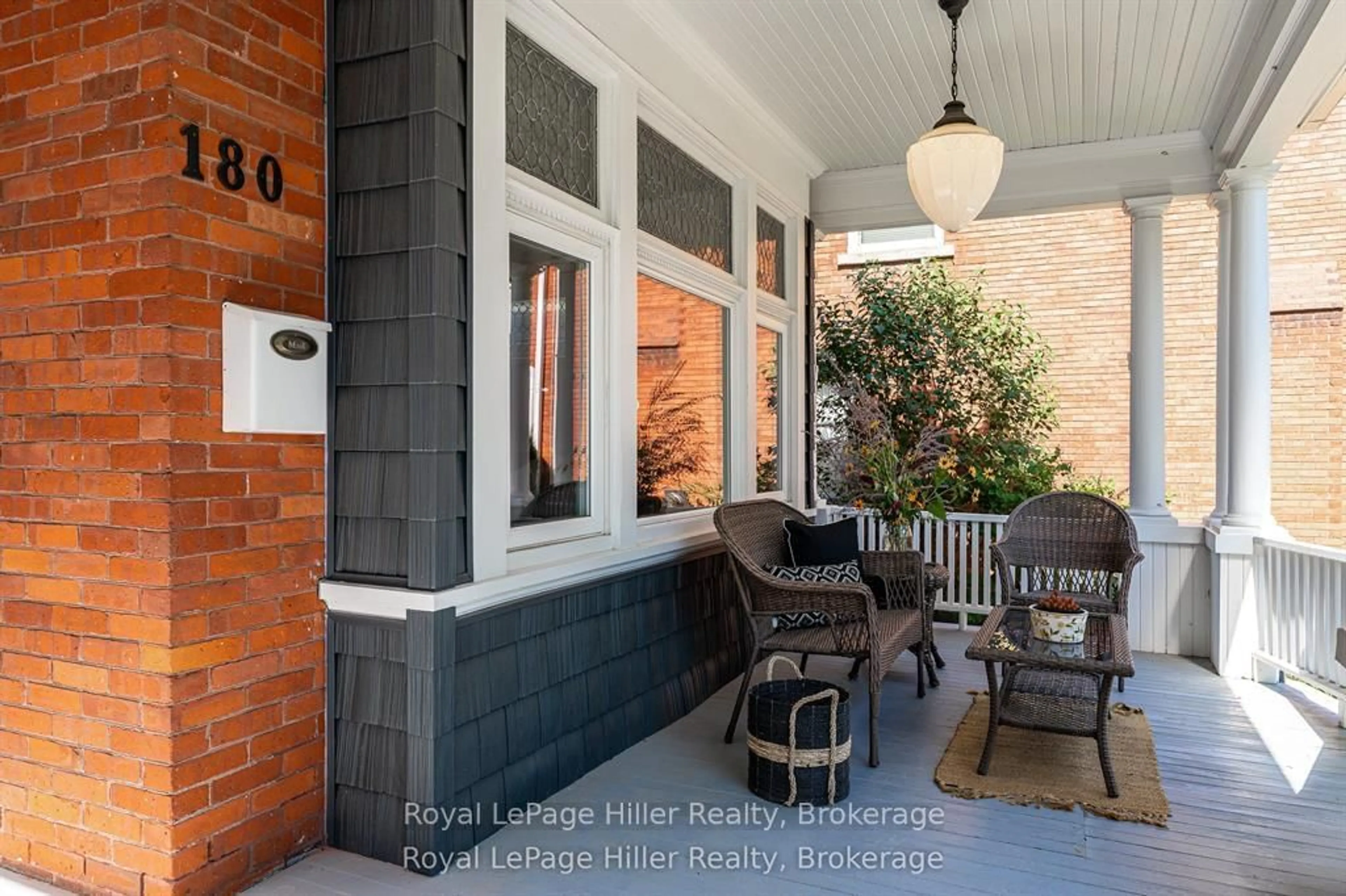 Unknown for 180 Elizabeth St, Stratford Ontario N5A 4Z3