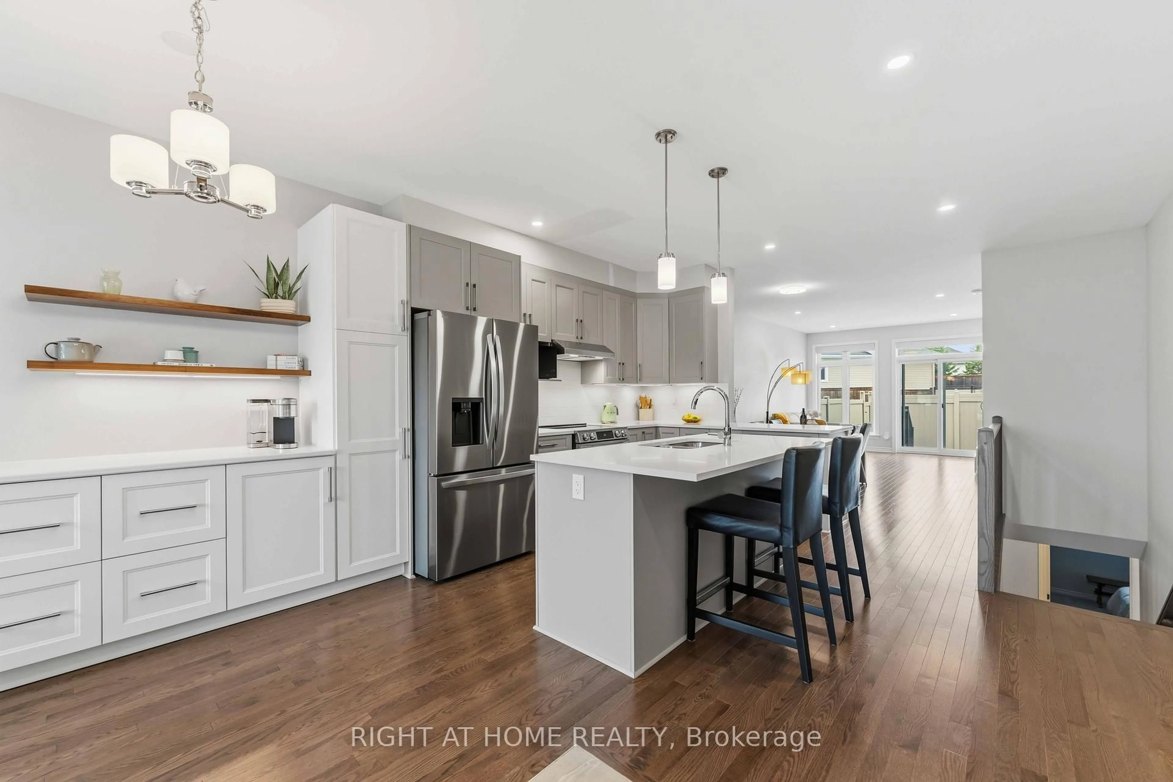 Open concept kitchen, unknown for 14 Kayenta St, Ottawa Ontario K2S 2K8