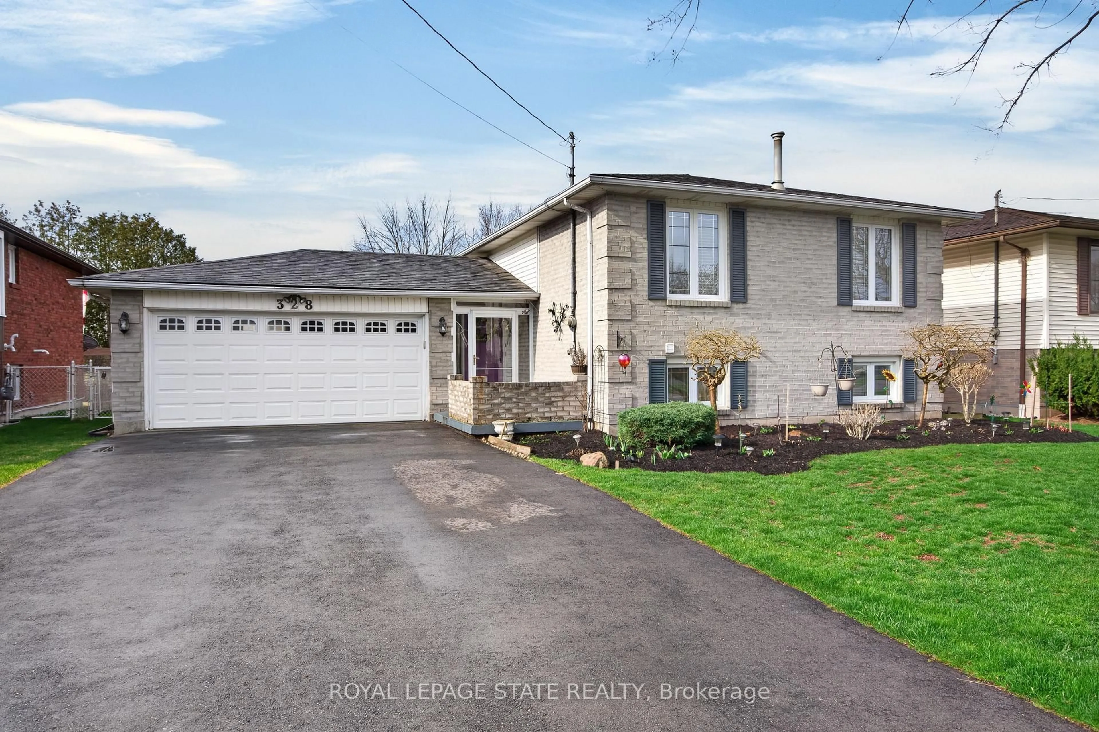 Unknown for 328 MacCrae Dr, Haldimand Ontario N3W 1K6