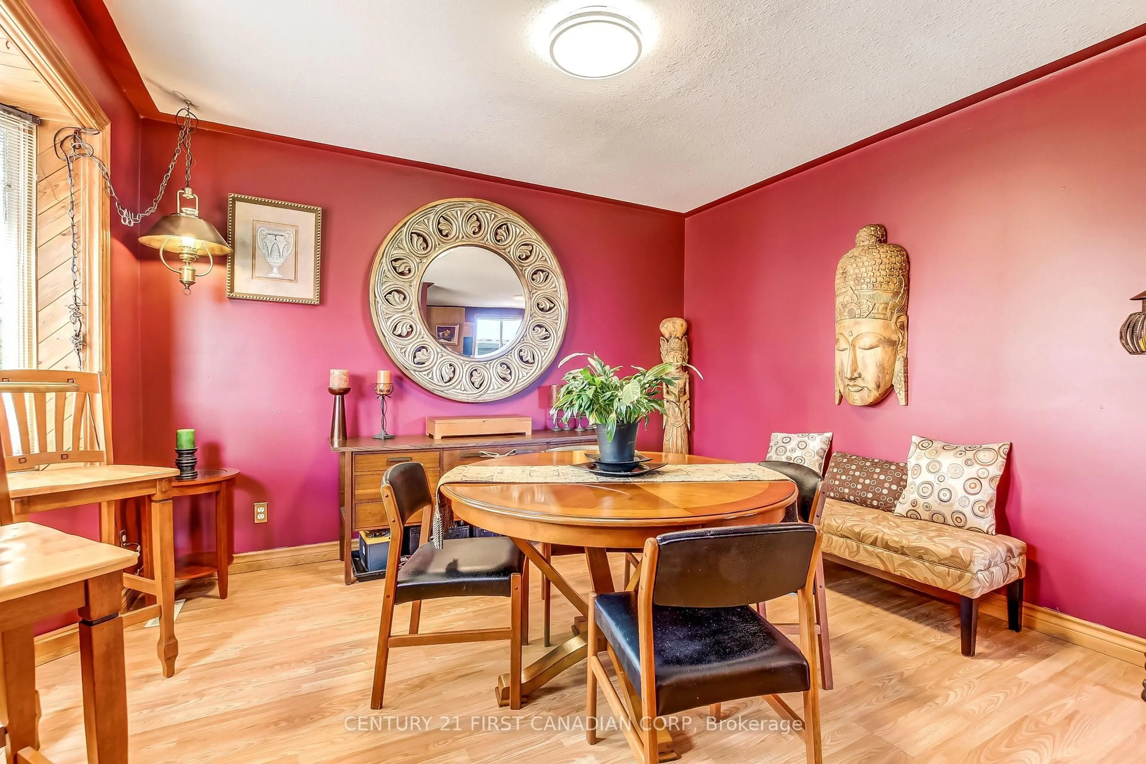 Dining room, unknown for 114 Connaught Ave, London East Ontario N5Y 3A6