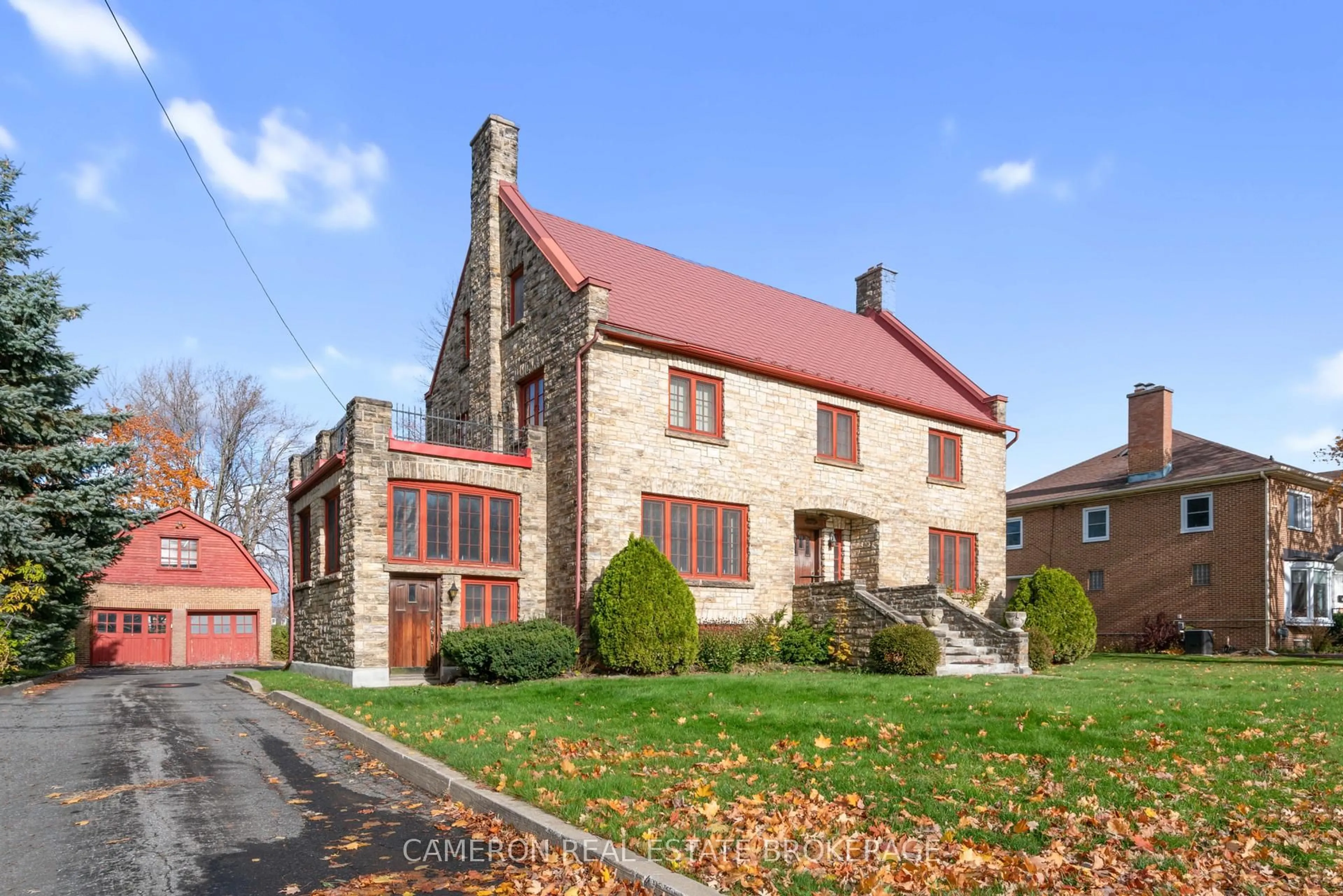 Home with brick exterior material, street for 425 SECOND St, Cornwall Ontario K6H 1Z2