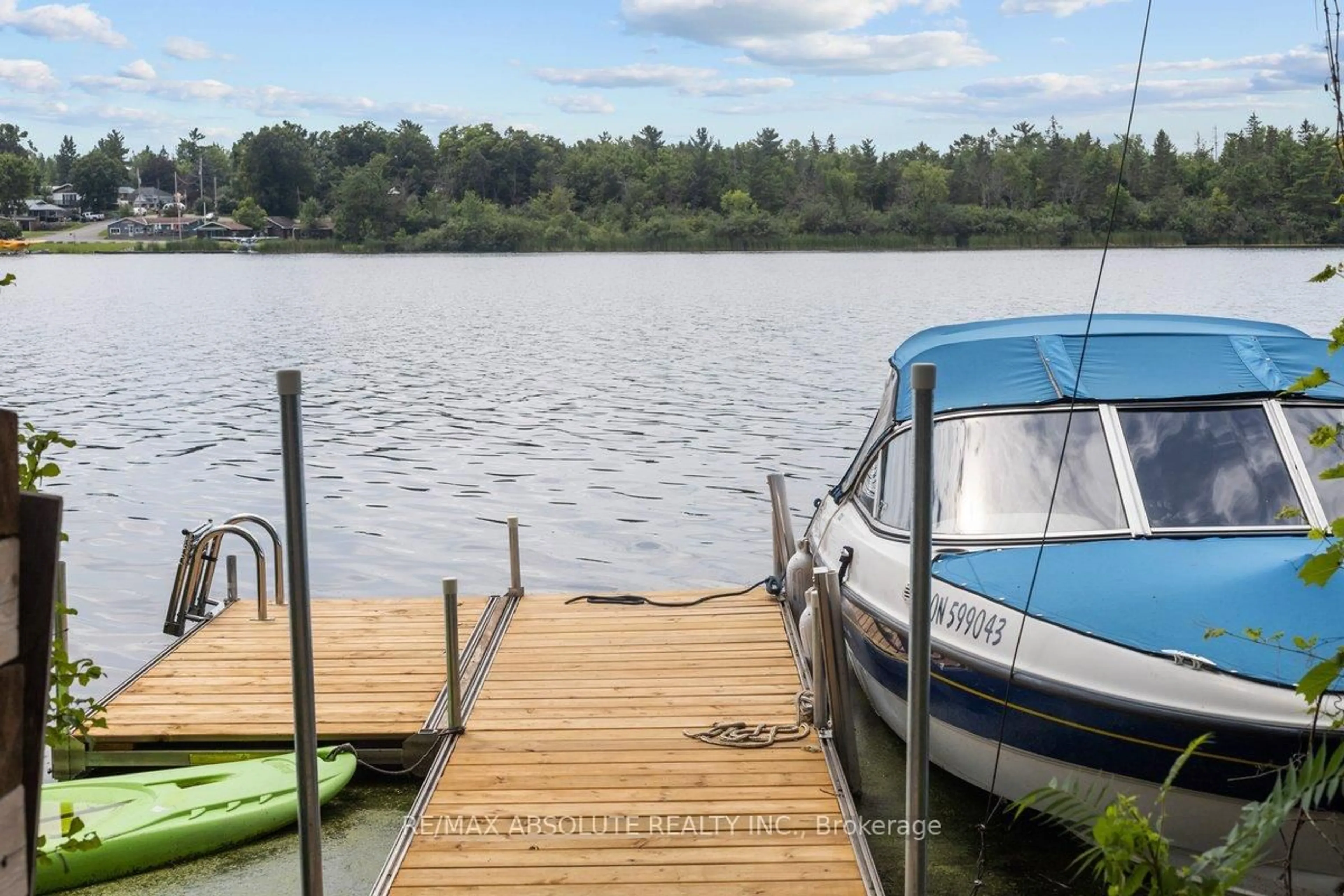 Patio, water/lake/river/ocean view for 5-871 BERRY SIDE Rd, Ottawa Ontario K0A 1T0