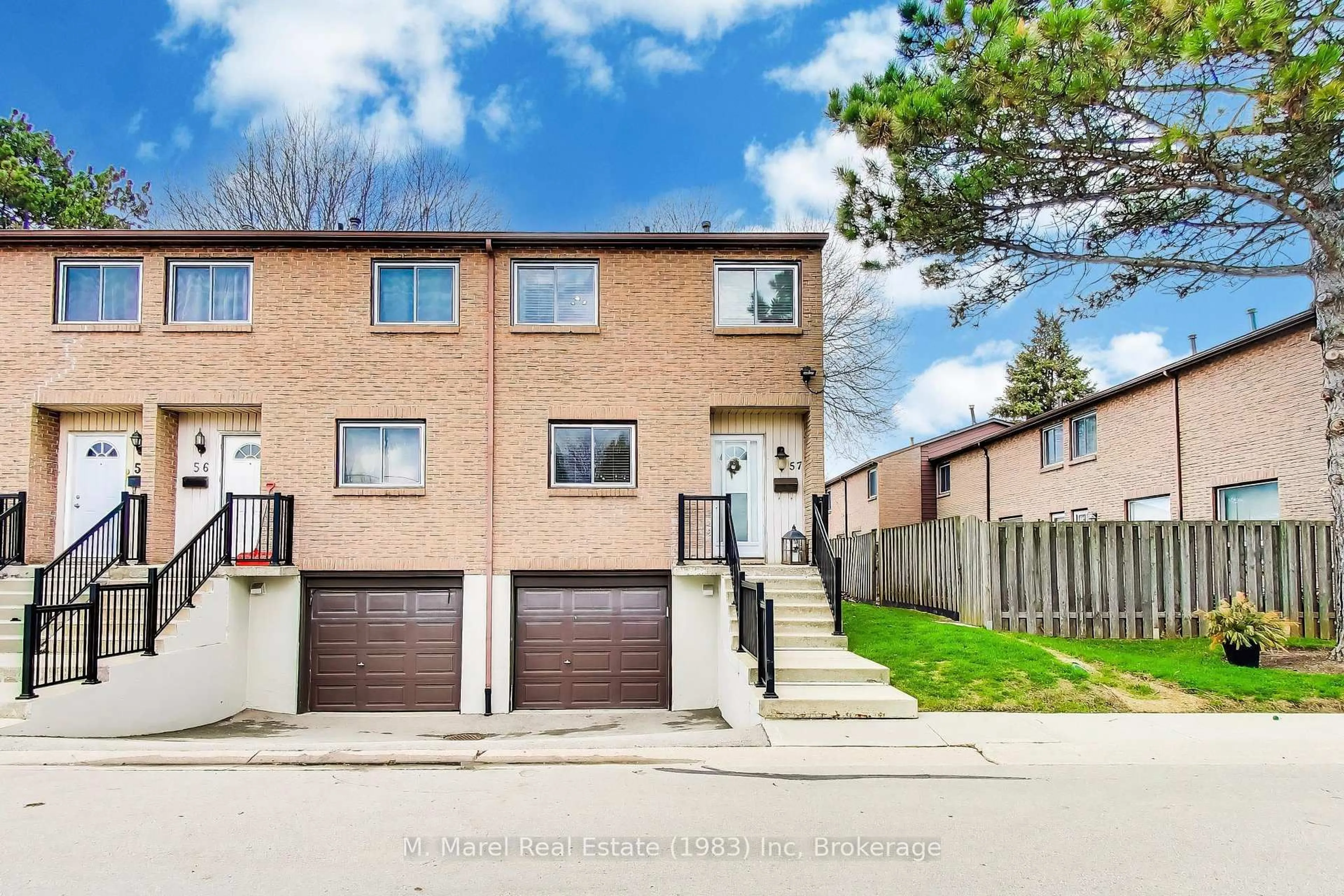Home with brick exterior material, street for 250 Magnolia Dr #57, Hamilton Ontario L9C 6M3