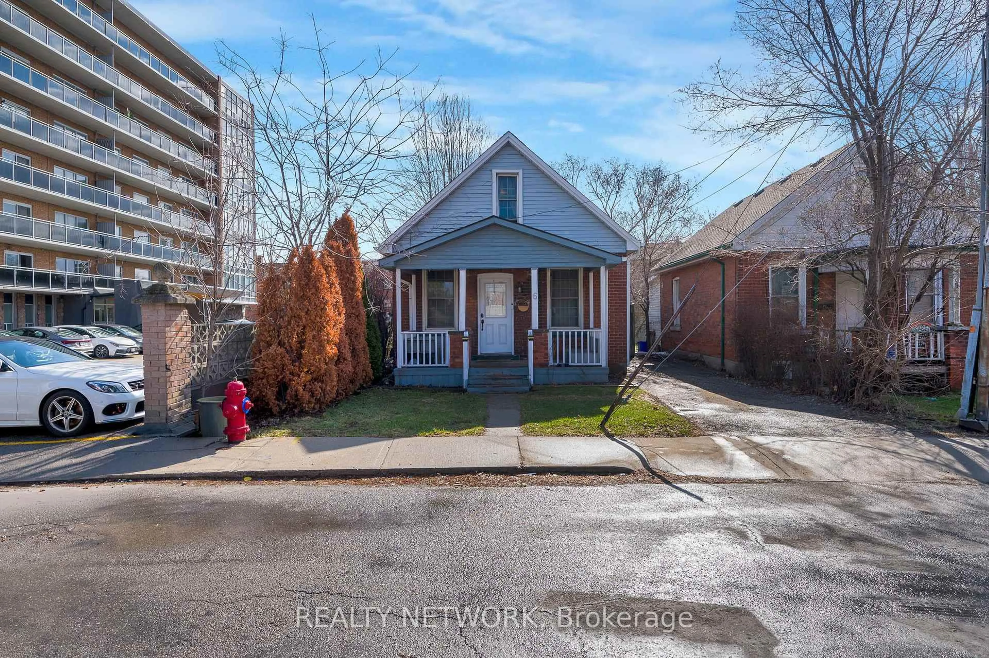 Unknown for 6 Ben Lomond Pl, Hamilton Ontario L8V 2S7