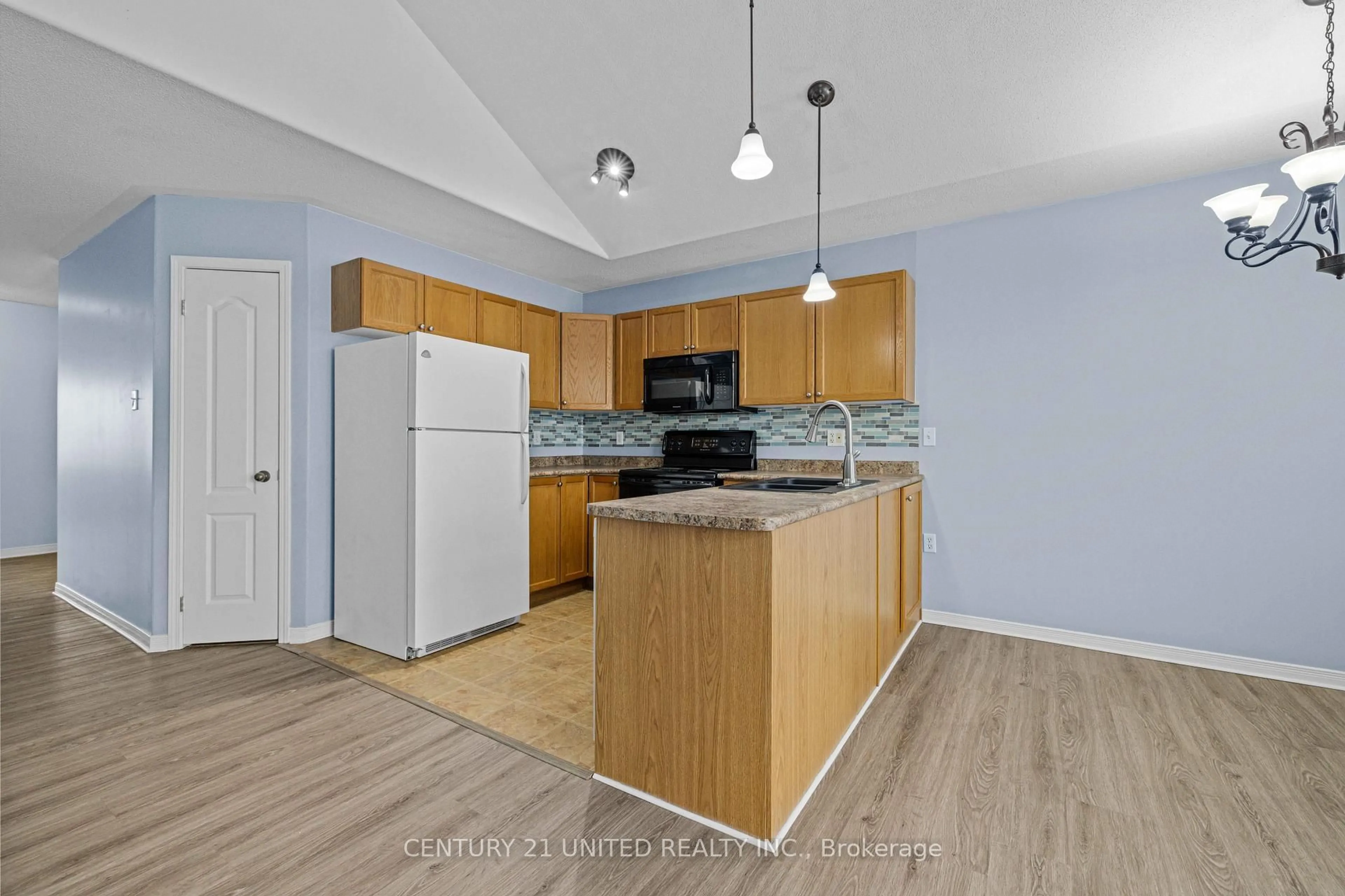 Standard kitchen, unknown for 608 Clancy Cres, Peterborough Ontario K9K 2S2