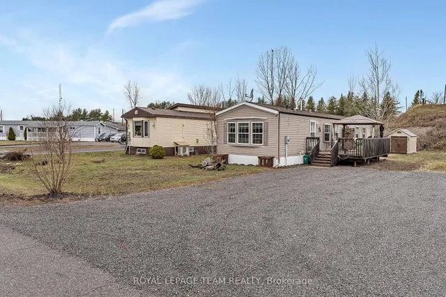 6707 Chris Tierney Private, Ottawa 3