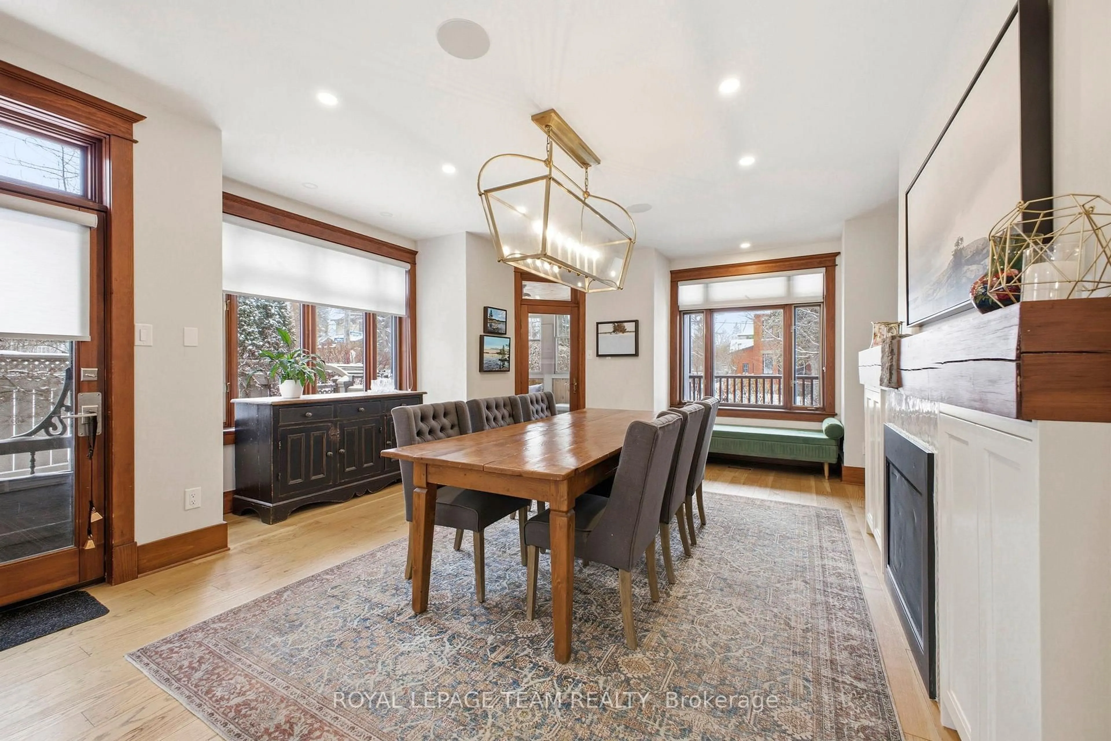 Dining room, unknown for 483 Golden Ave, Ottawa Ontario K2A 2E4