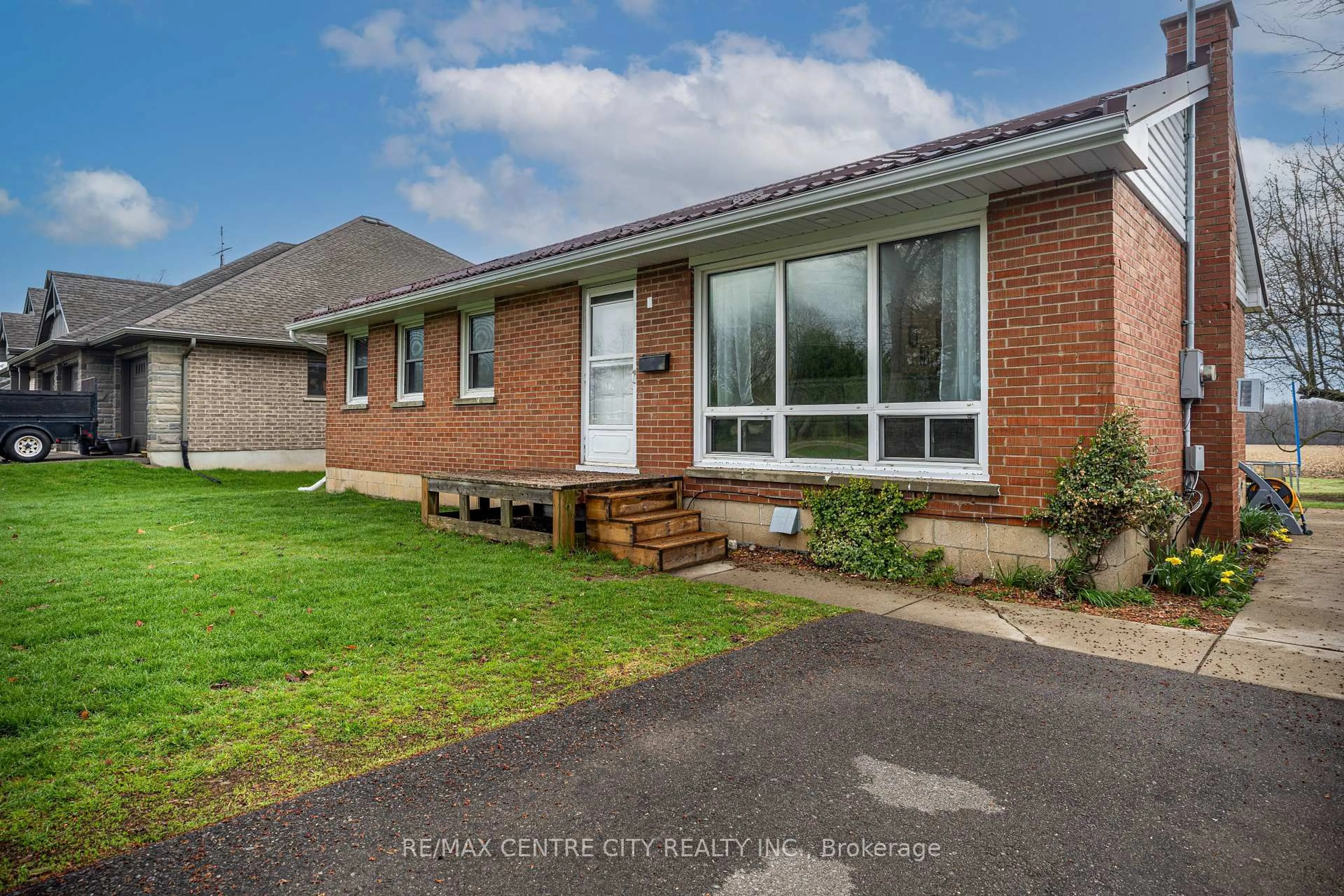 Home with brick exterior material, street for 194 Centennial Ave, Central Elgin Ontario N5R 5B2