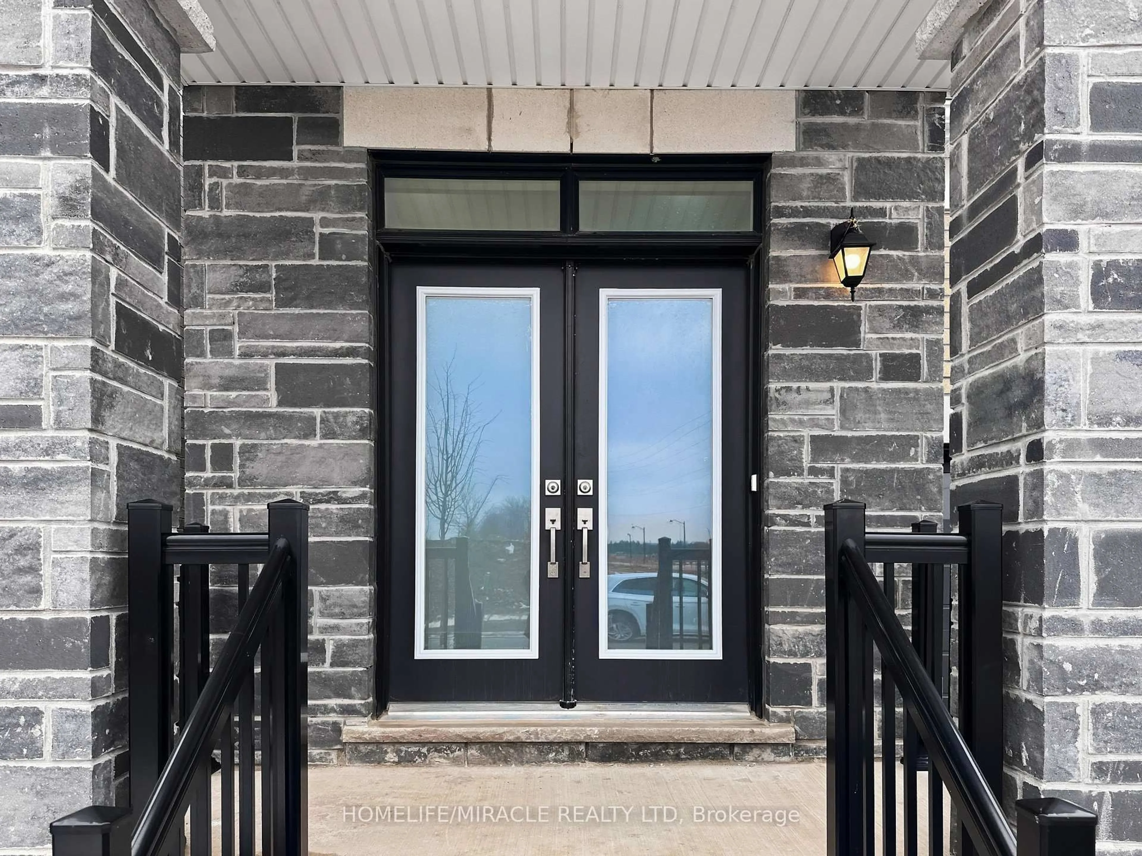 Indoor entryway for 12 Orr Ave, Erin Ontario N0B 1T0