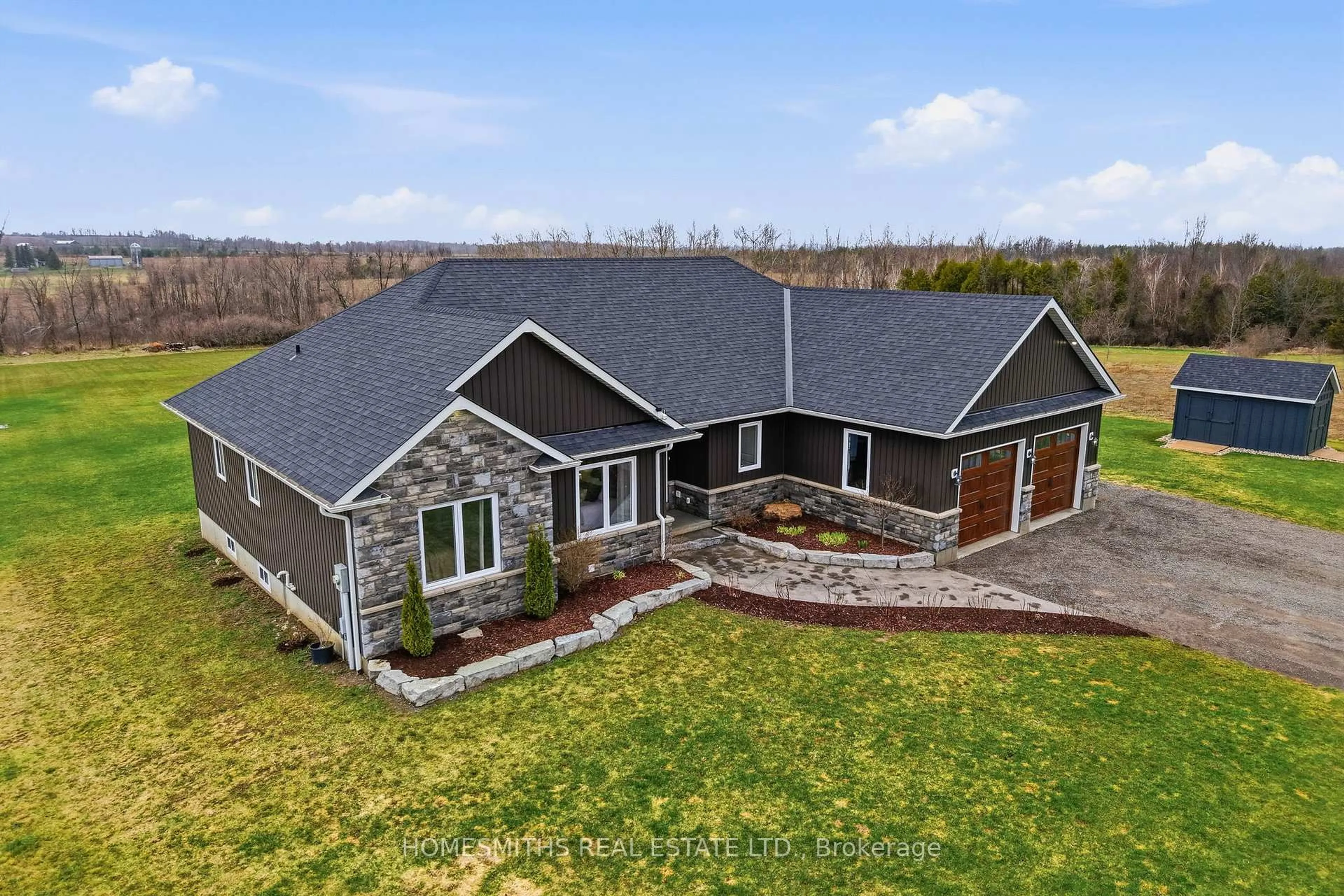 A pic from outside/outdoor area/front of a property/back of a property/a pic from drone, building for 18 Silver Heights Dr, Trent Hills Ontario K0L 1Y0