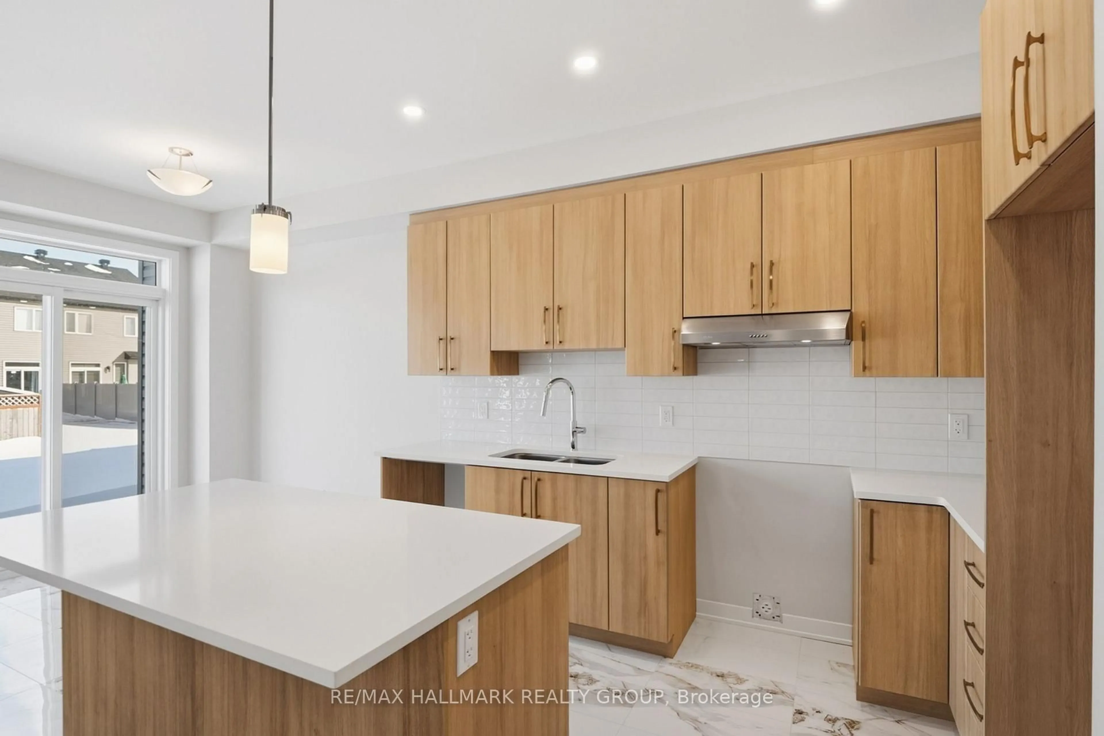 Standard kitchen, unknown for 1940 Hawker Private, Carp Ontario K0A 1L0