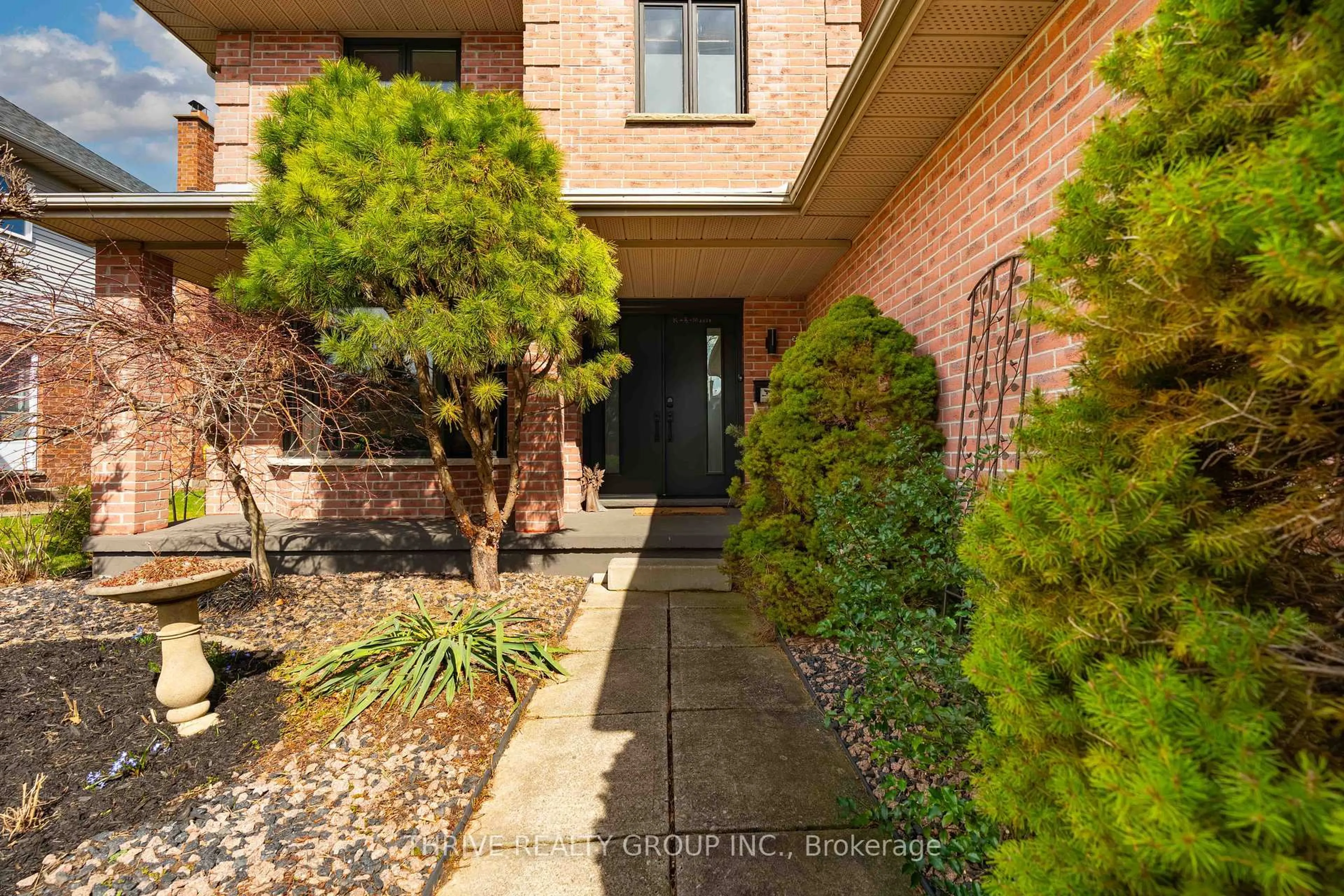 Unknown for 241 ANDOVER Dr, London South Ontario N6J 4T7